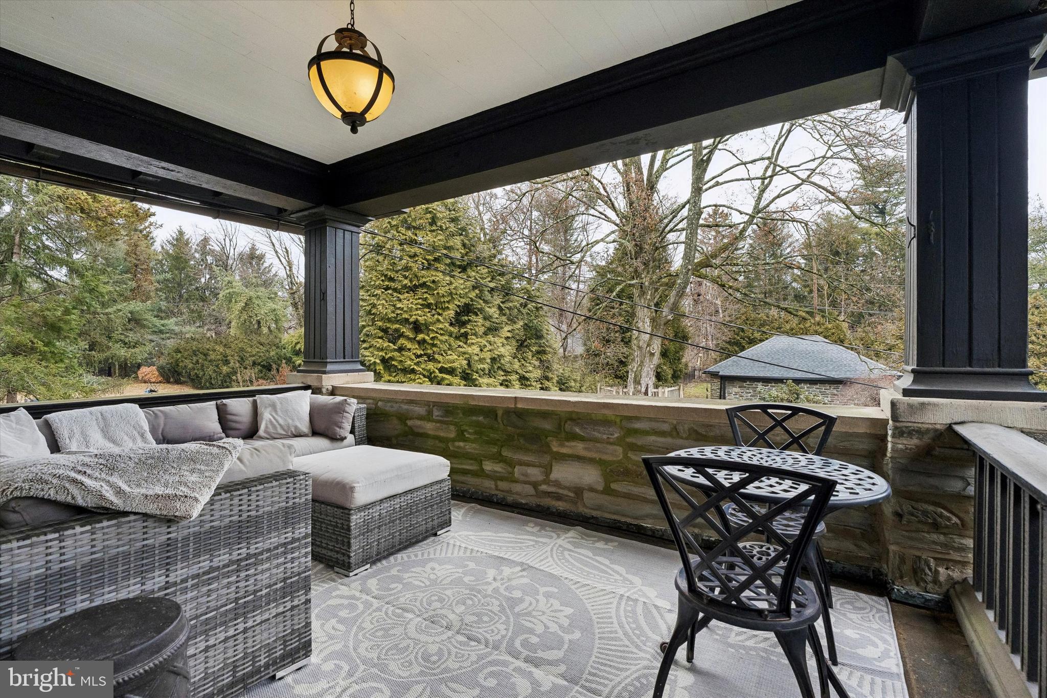 CHESTNUT HILL - Residential