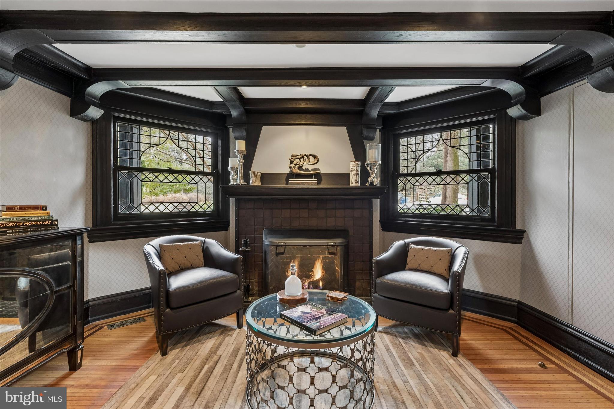 CHESTNUT HILL - Residential