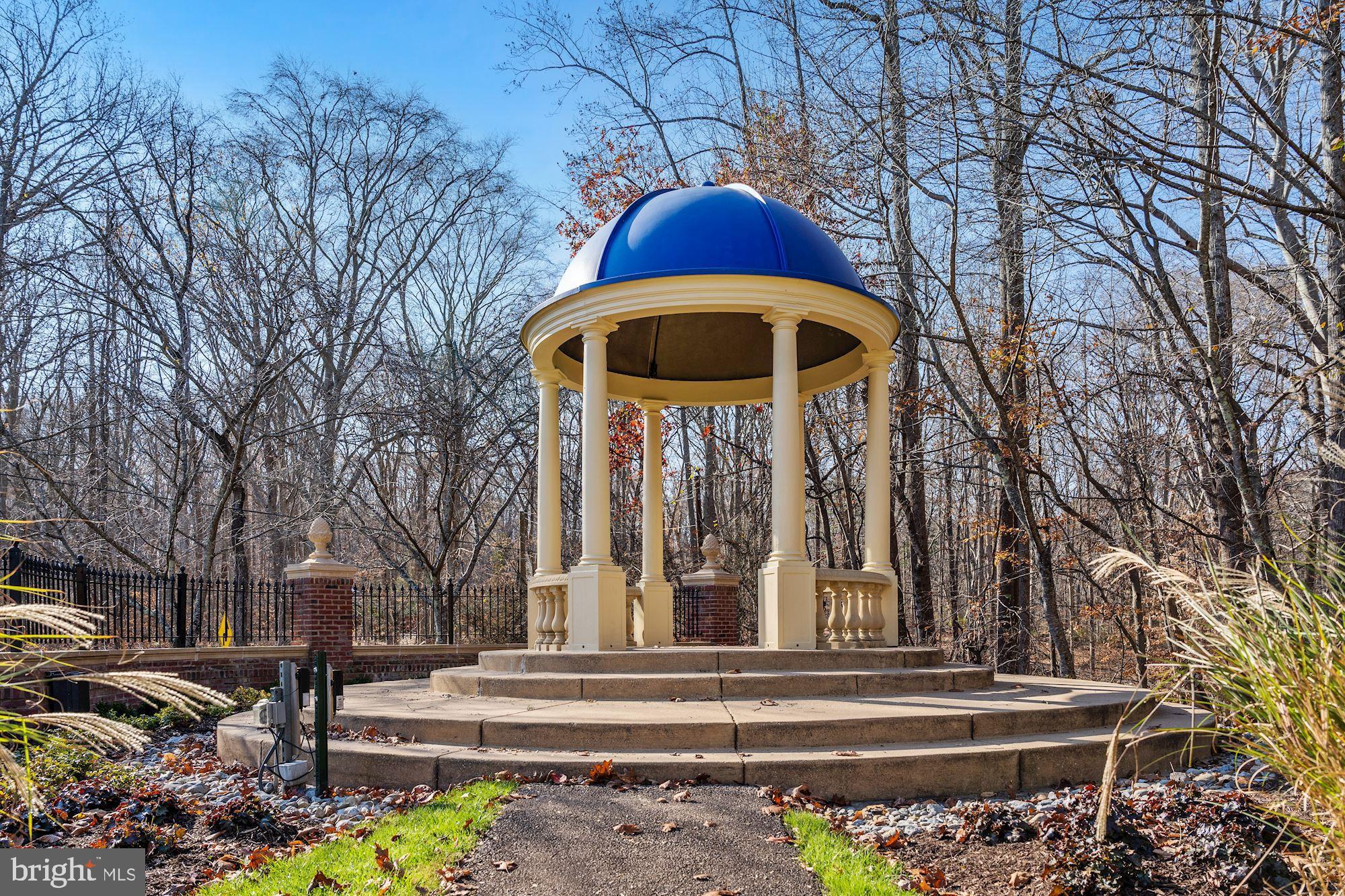 4615 BEAUFONT SPRING COURT