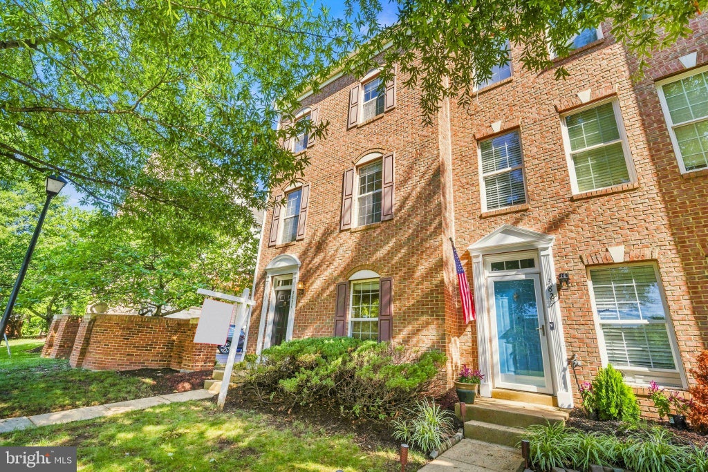 Photo of 3831 Eisenhower Avenue, ALEXANDRIA, VA 22304 (MLS # VAAX2065344)