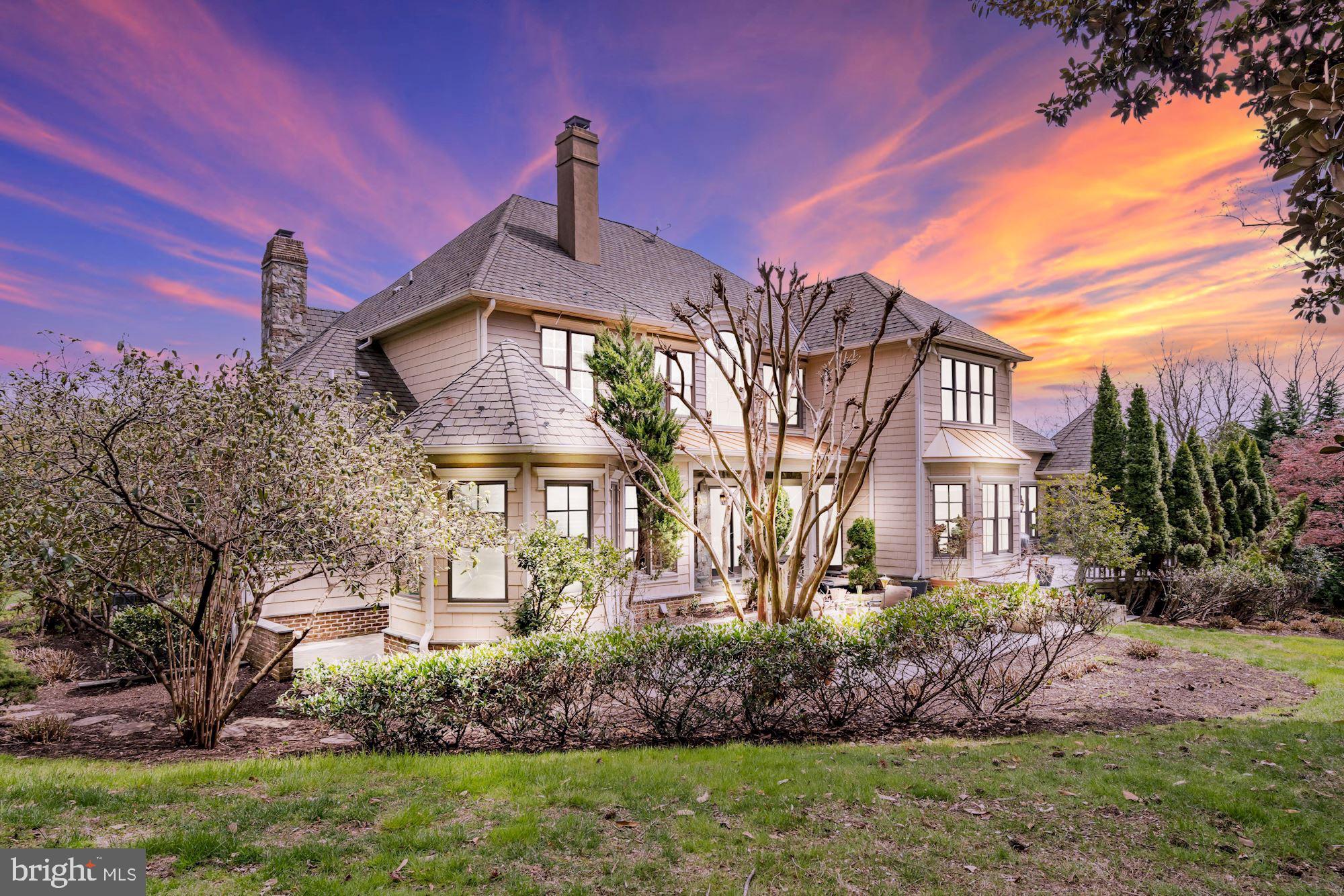 SADDLE RIDGE - Residential