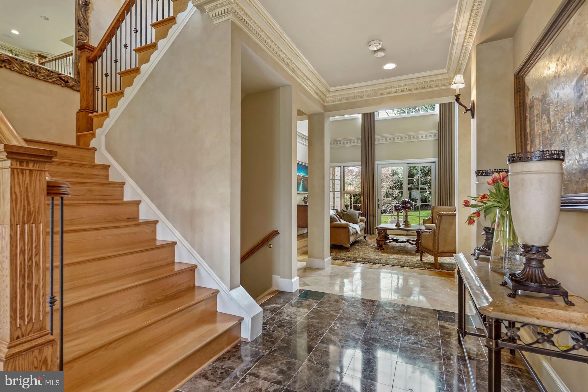 SADDLE RIDGE - Residential