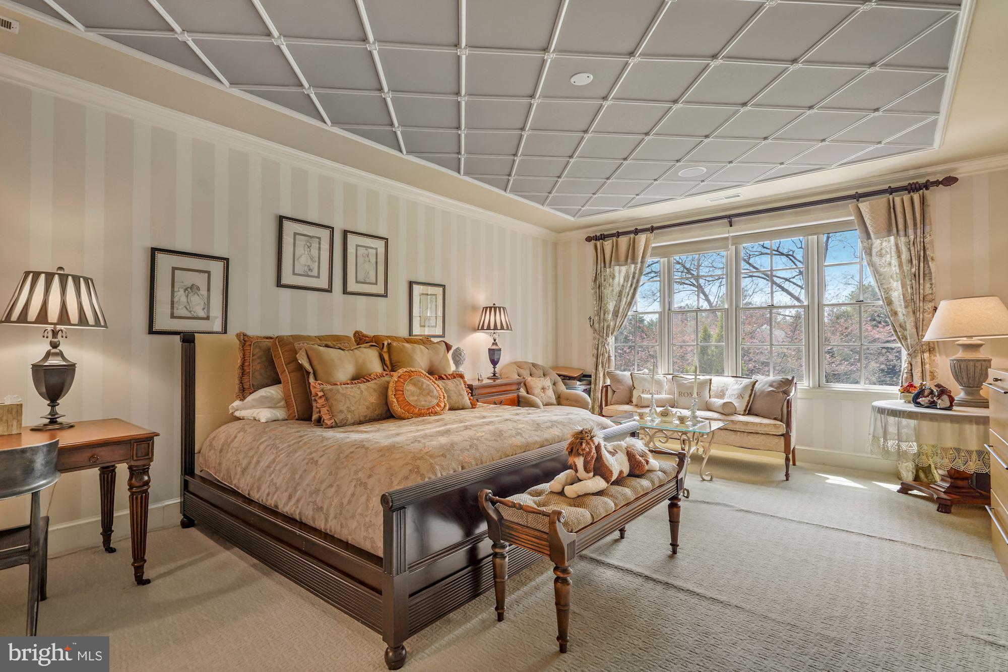 SADDLE RIDGE - Residential