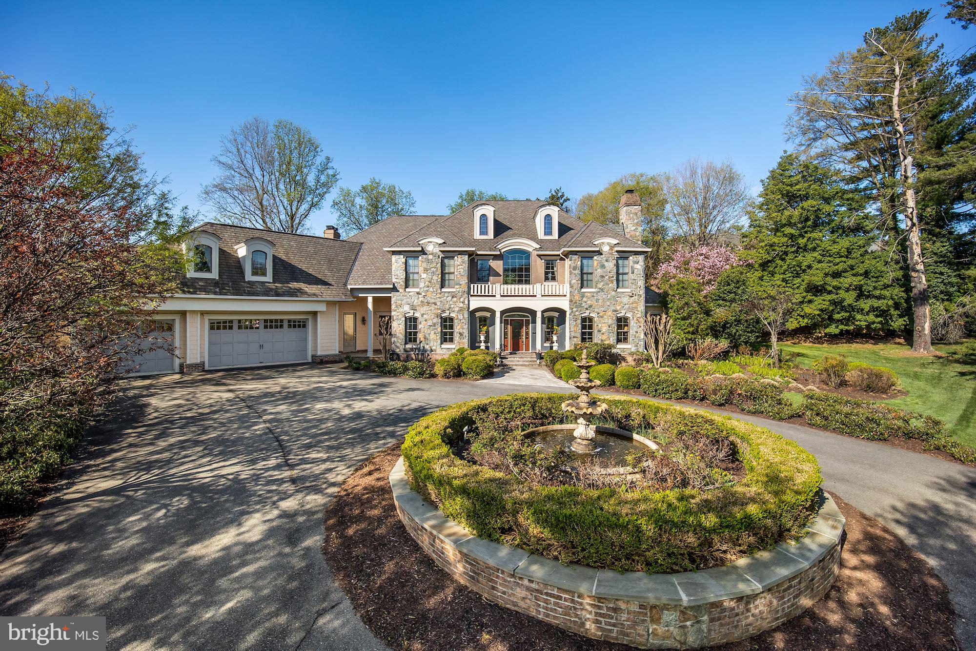 SADDLE RIDGE - Residential