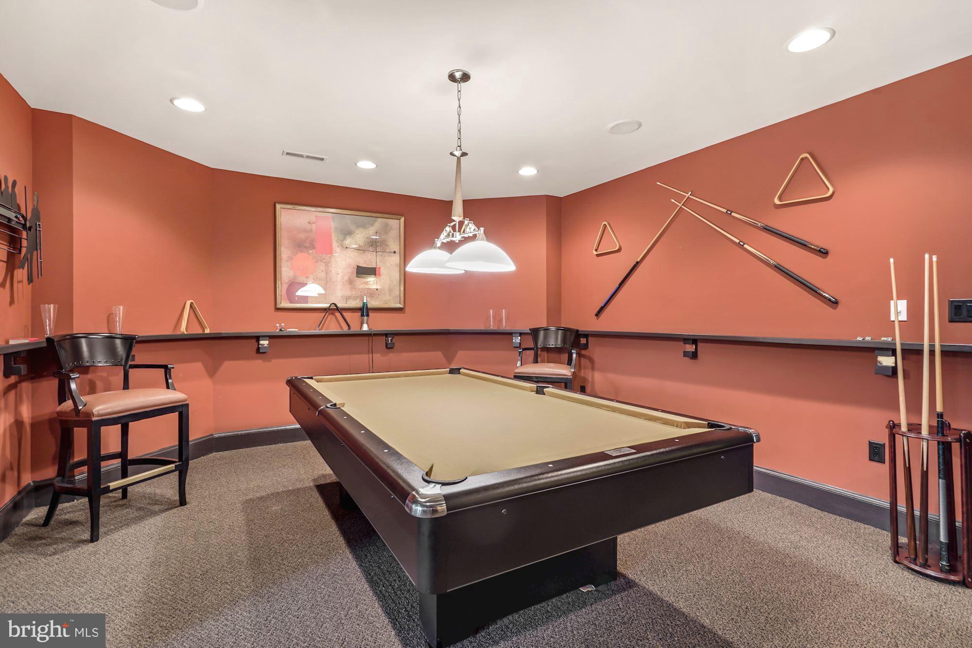 SADDLE RIDGE - Residential