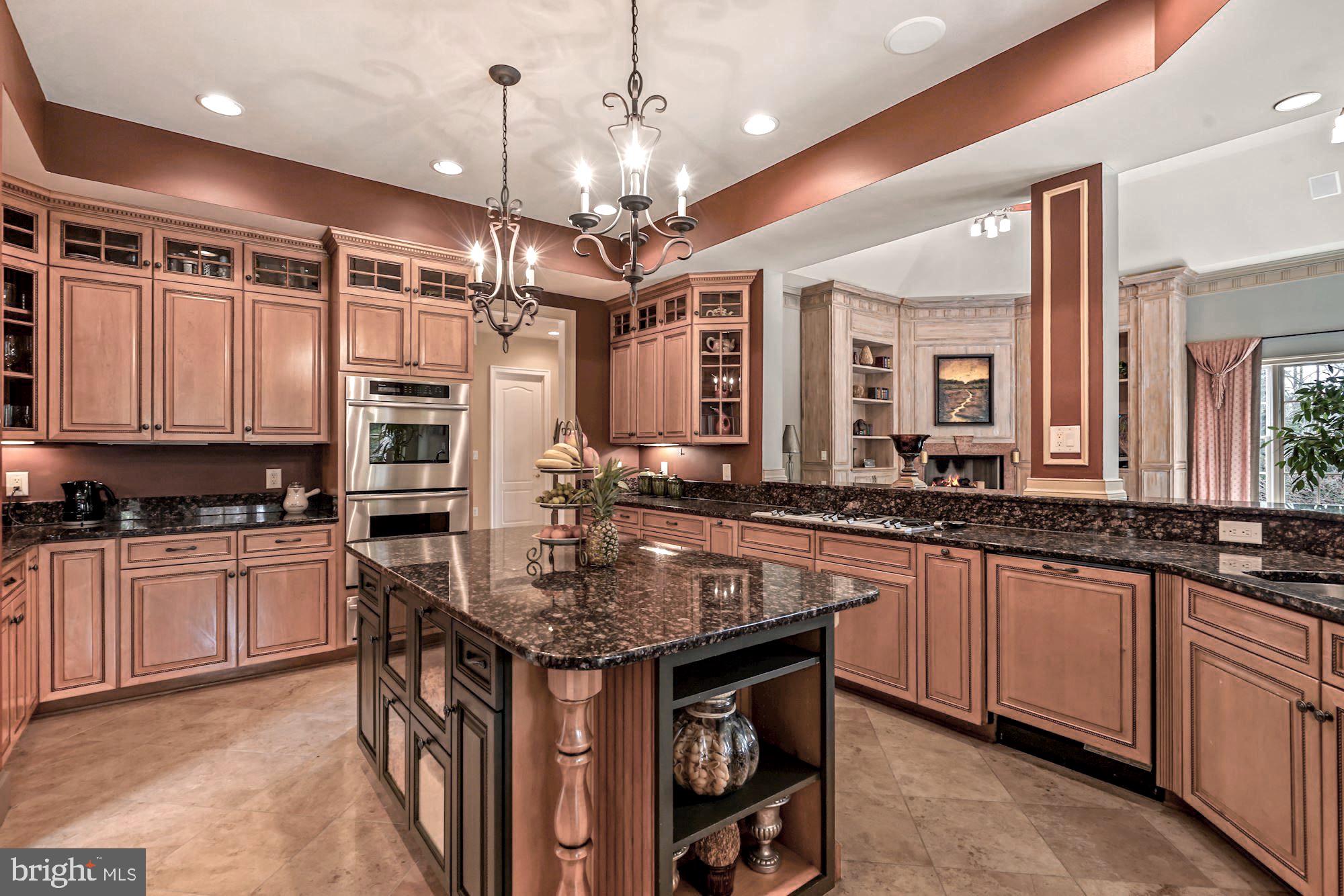 SADDLE RIDGE - Residential