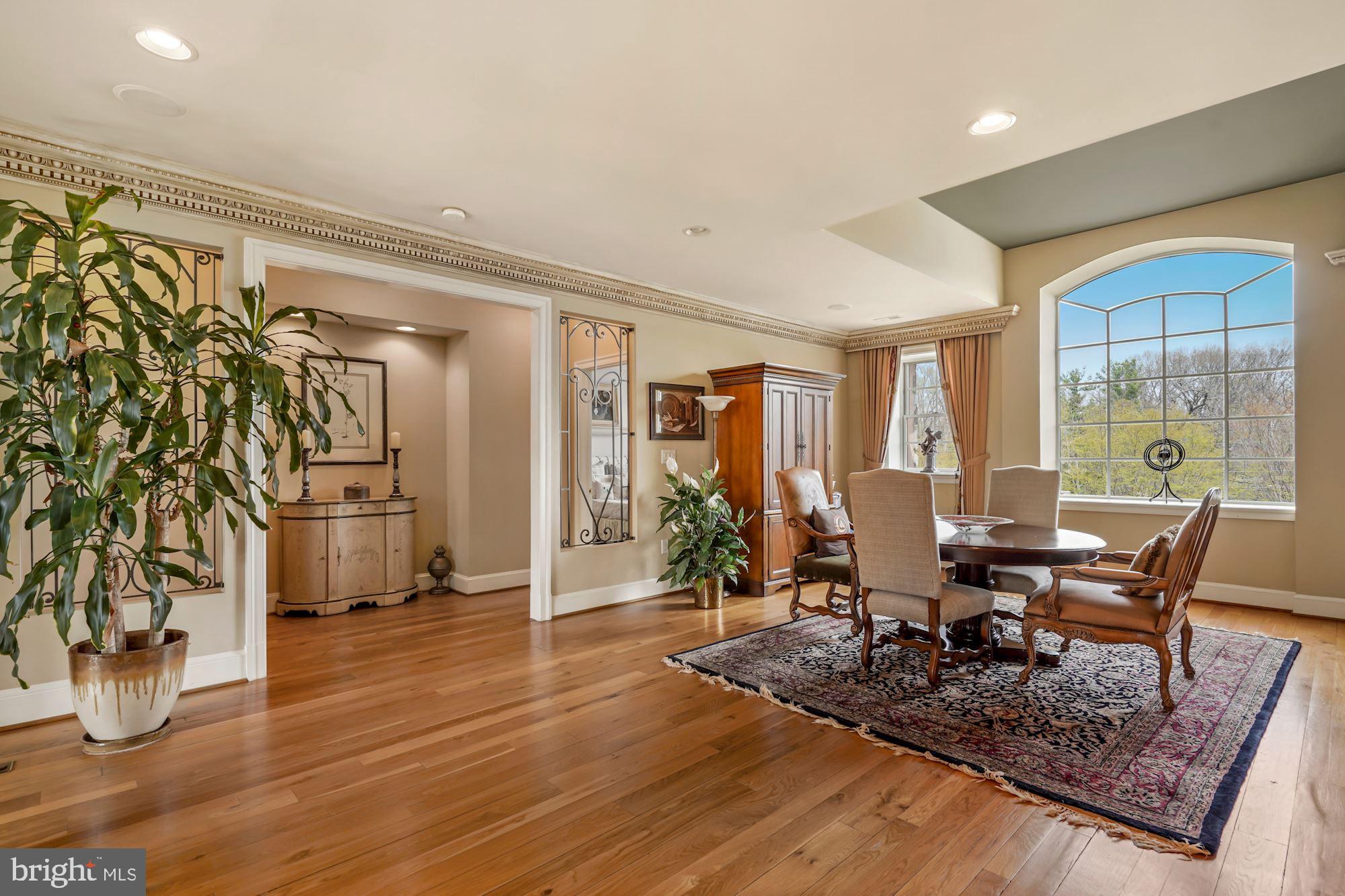 SADDLE RIDGE - Residential