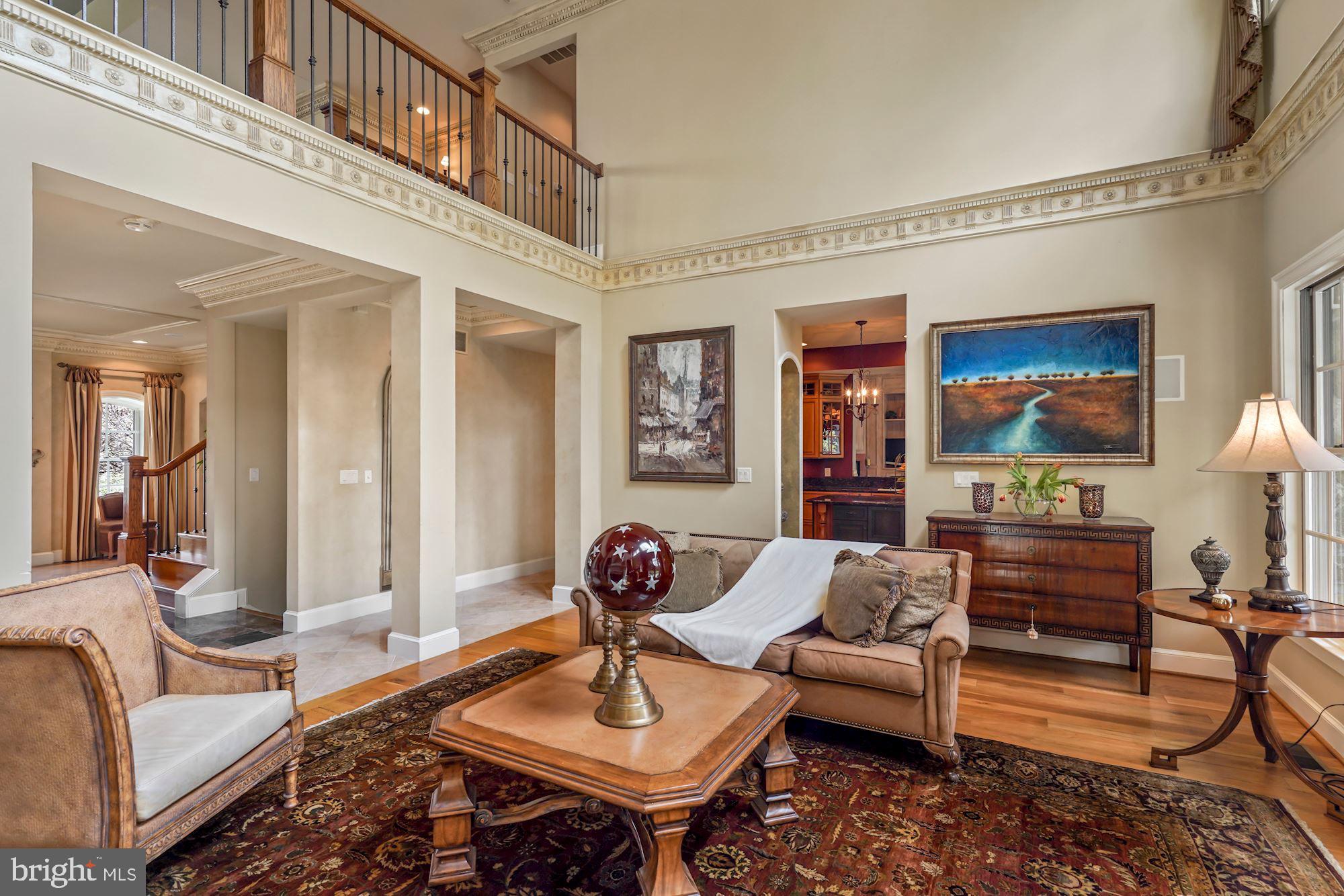 SADDLE RIDGE - Residential