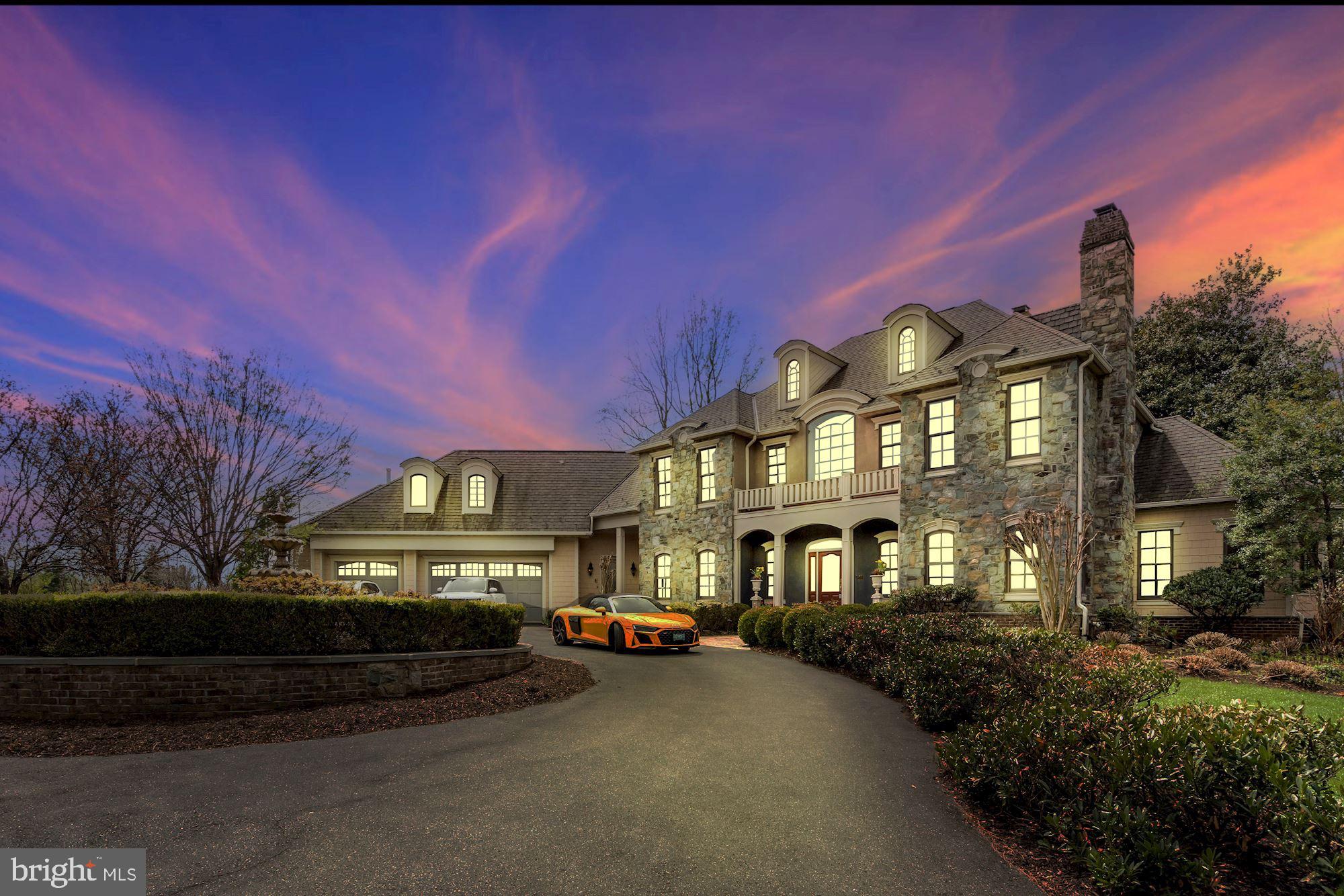 SADDLE RIDGE - Residential