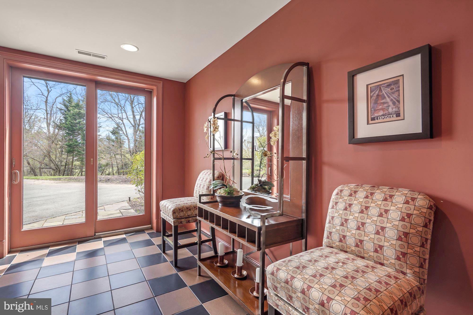 SADDLE RIDGE - Residential