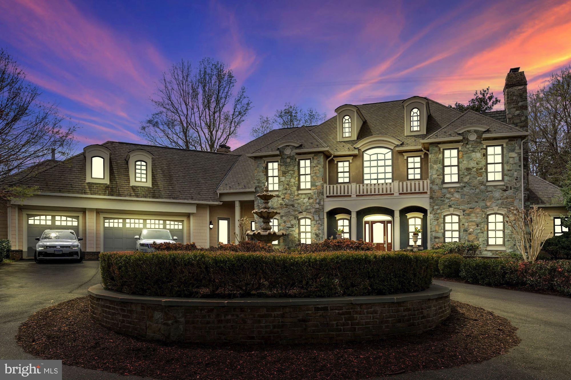 SADDLE RIDGE - Residential