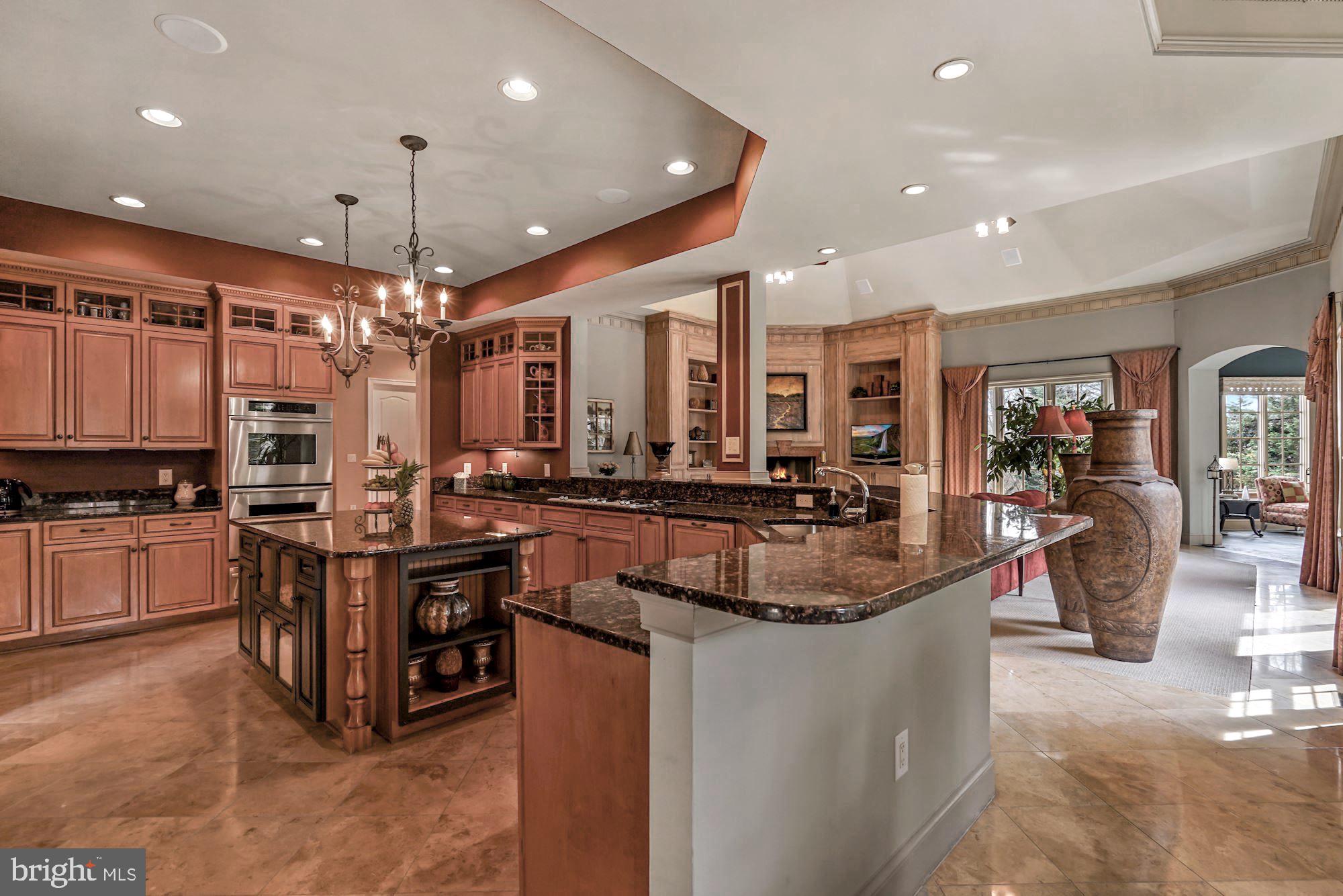 SADDLE RIDGE - Residential