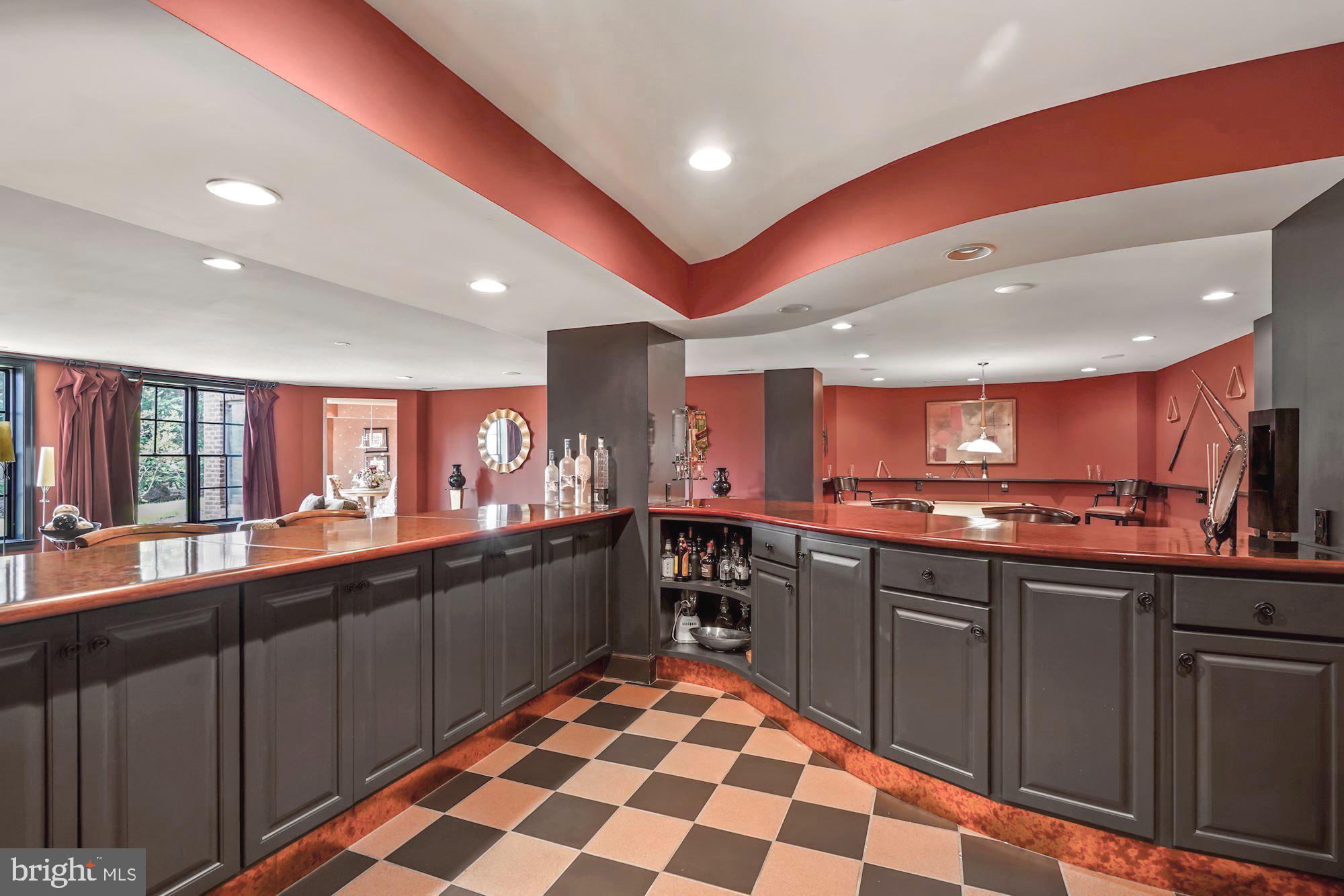 SADDLE RIDGE - Residential