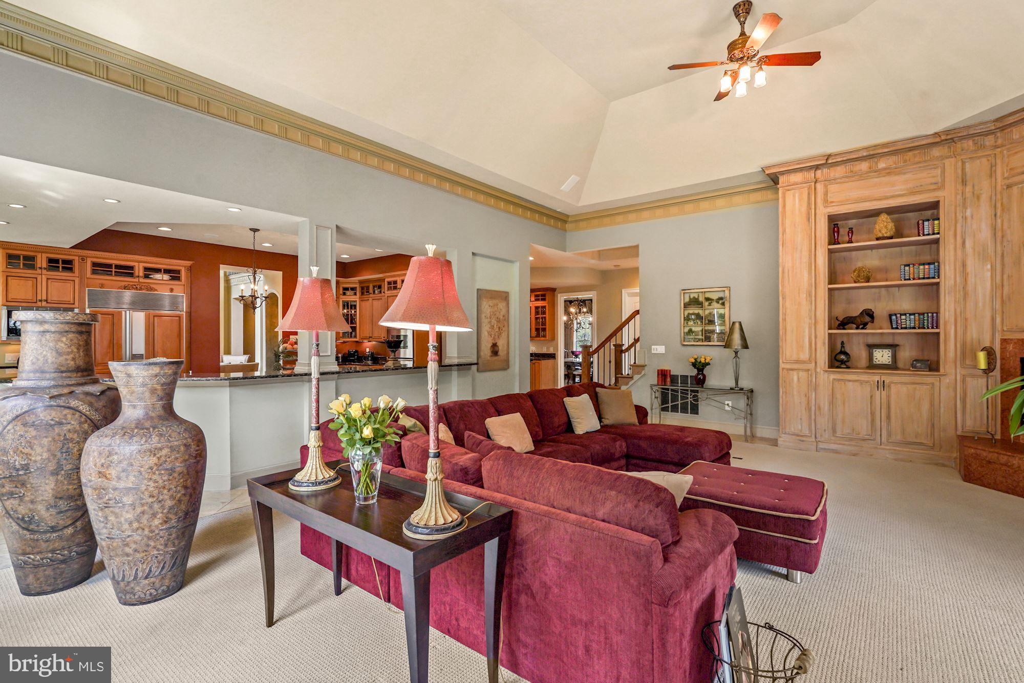 SADDLE RIDGE - Residential