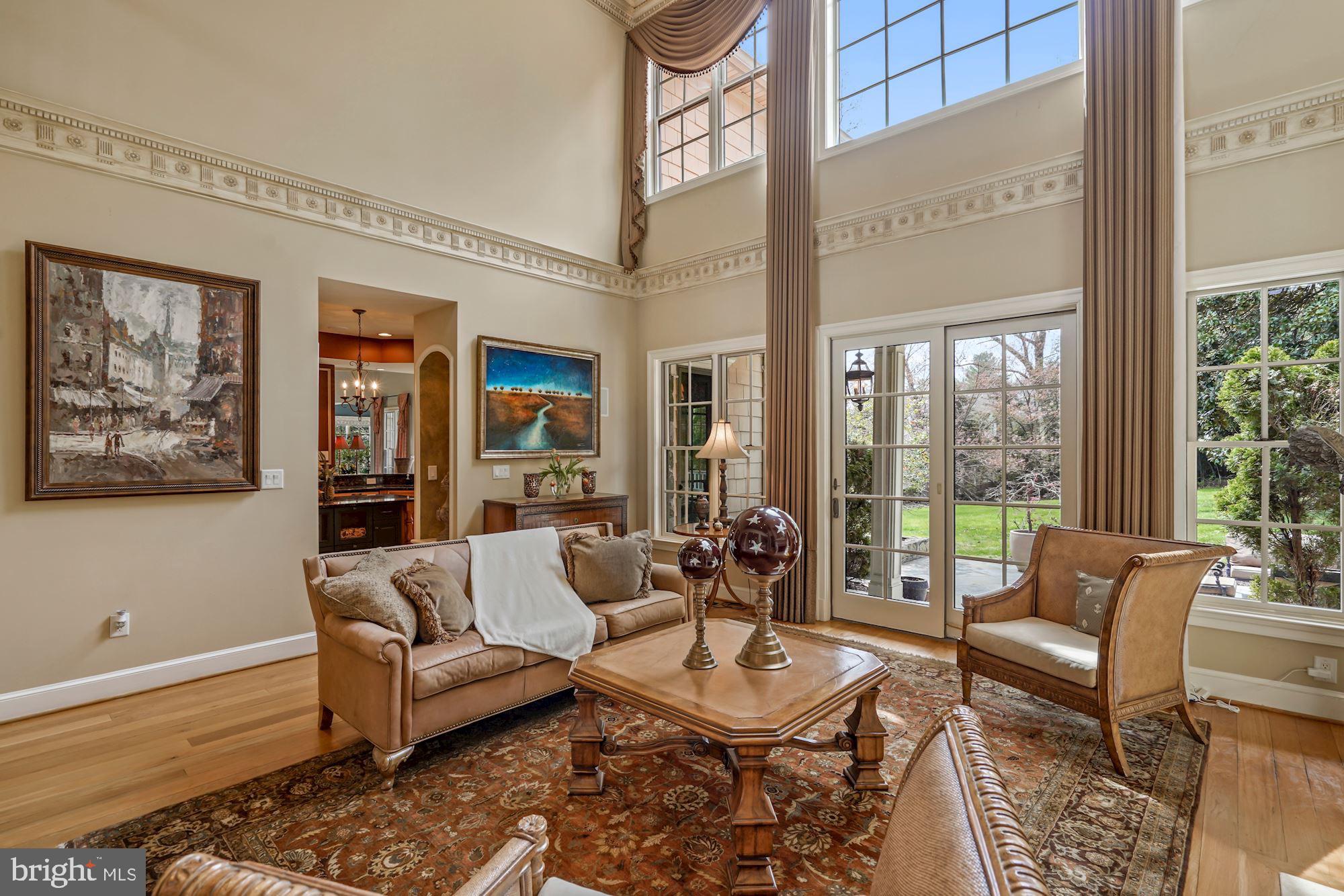 SADDLE RIDGE - Residential