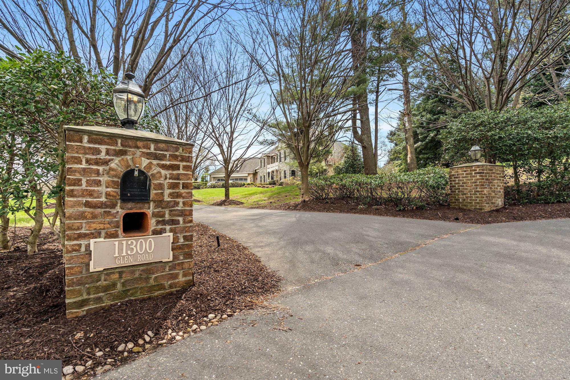 SADDLE RIDGE - Residential