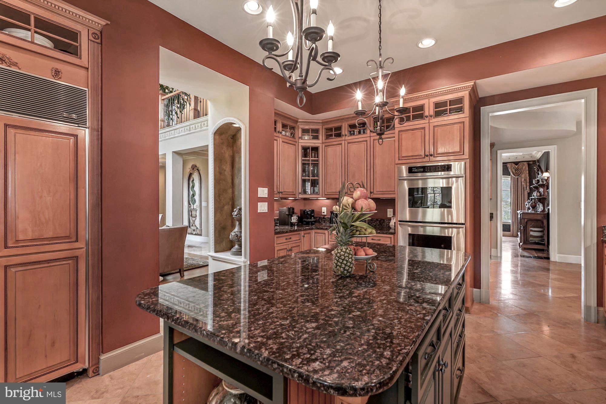 SADDLE RIDGE - Residential