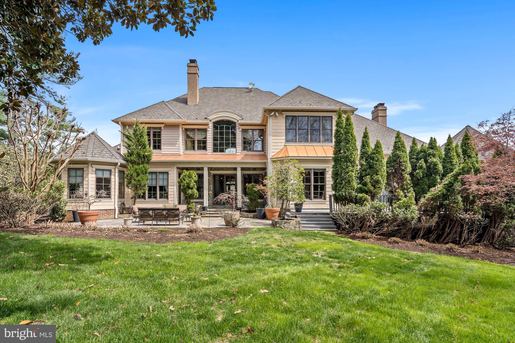 SADDLE RIDGE - Residential