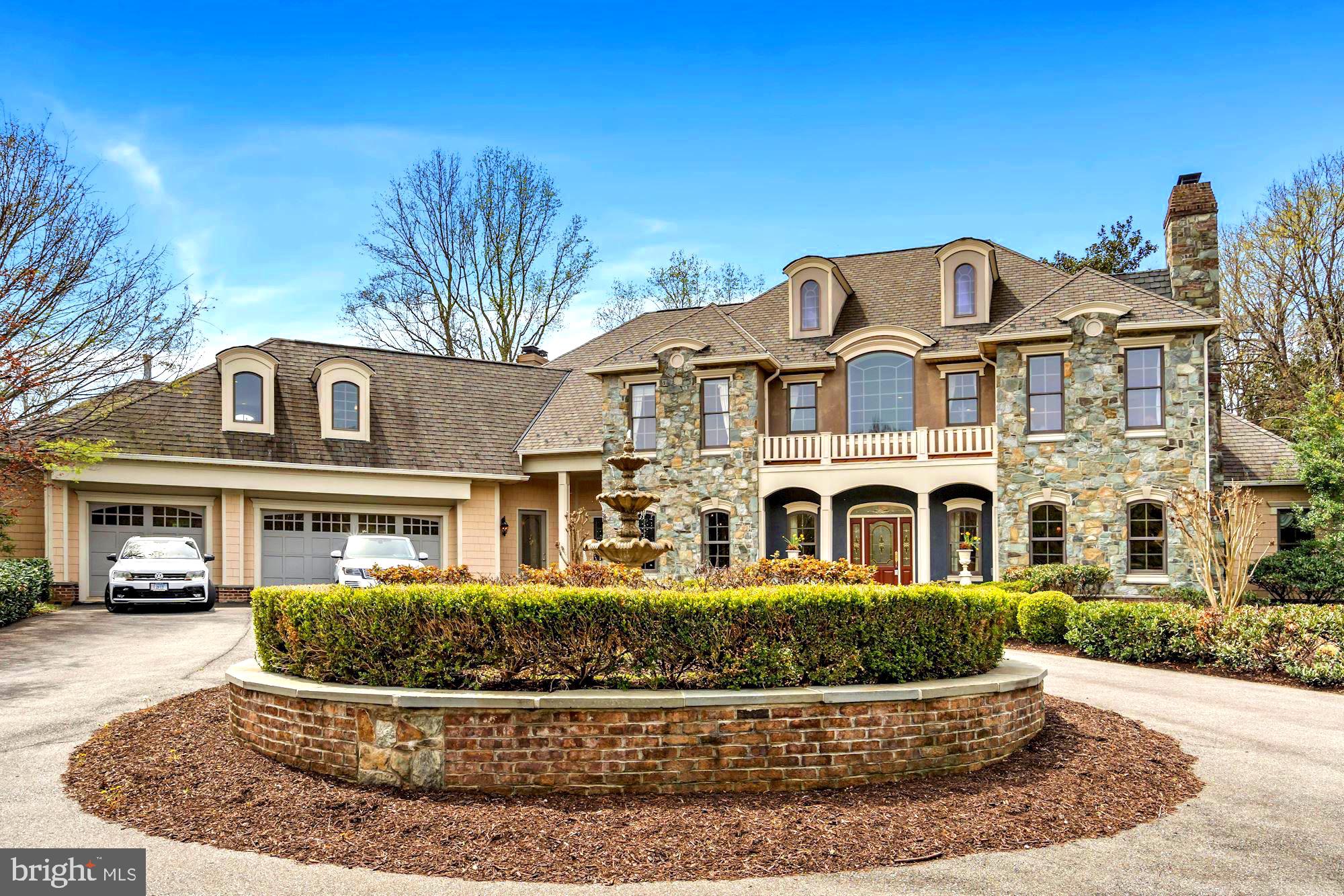 SADDLE RIDGE - Residential