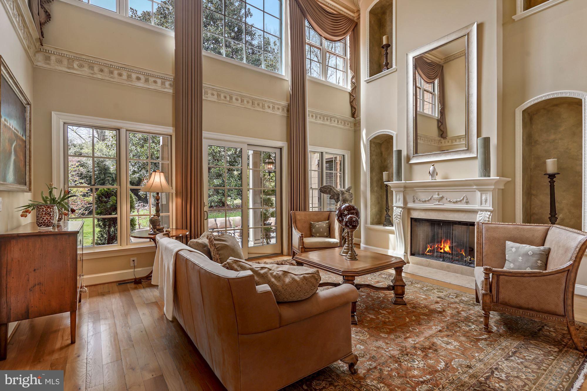 SADDLE RIDGE - Residential