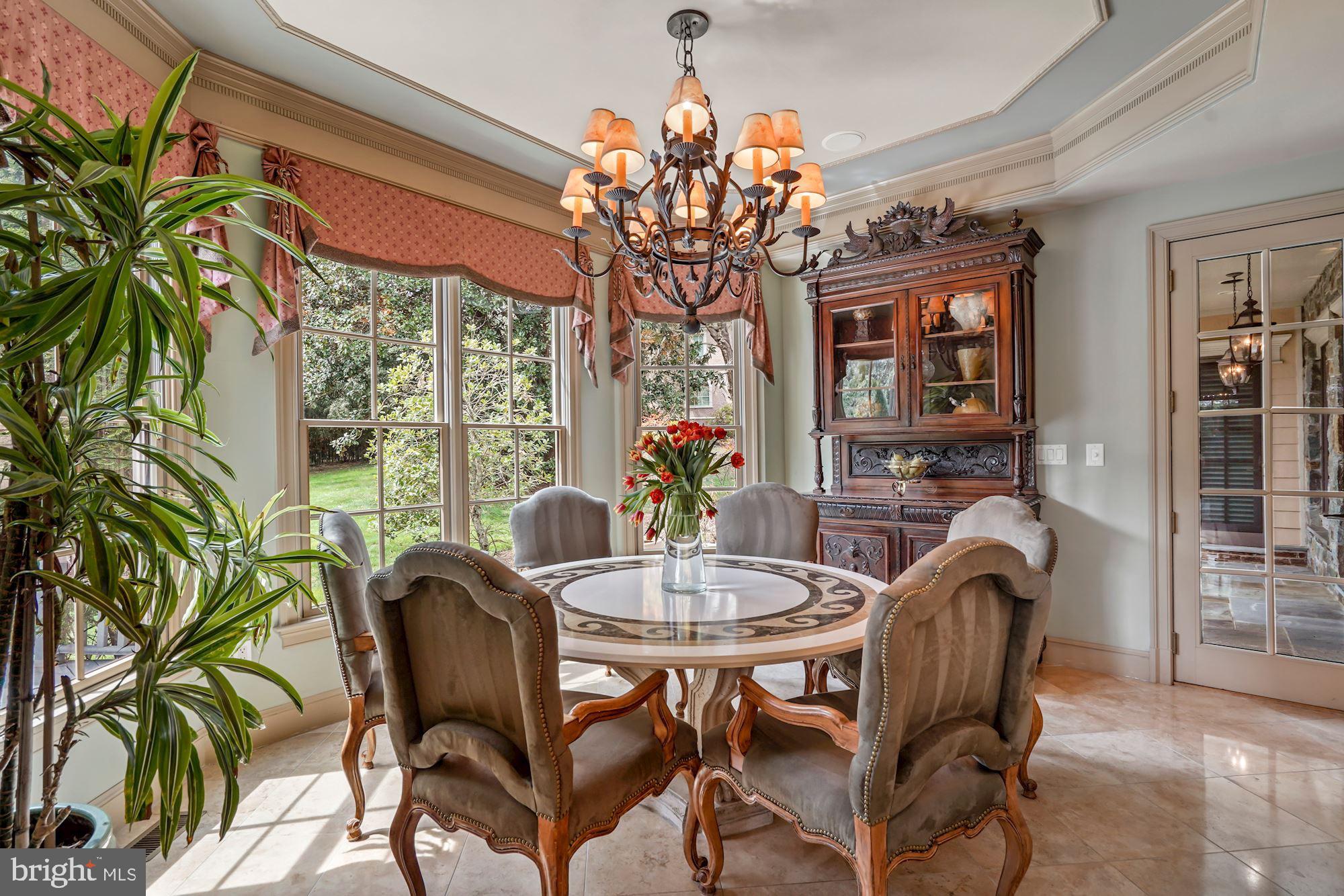 SADDLE RIDGE - Residential