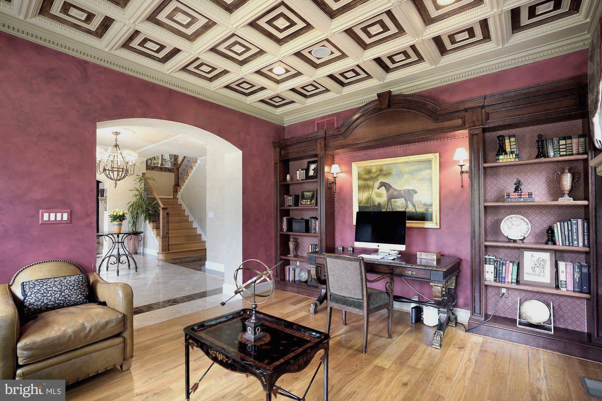 SADDLE RIDGE - Residential