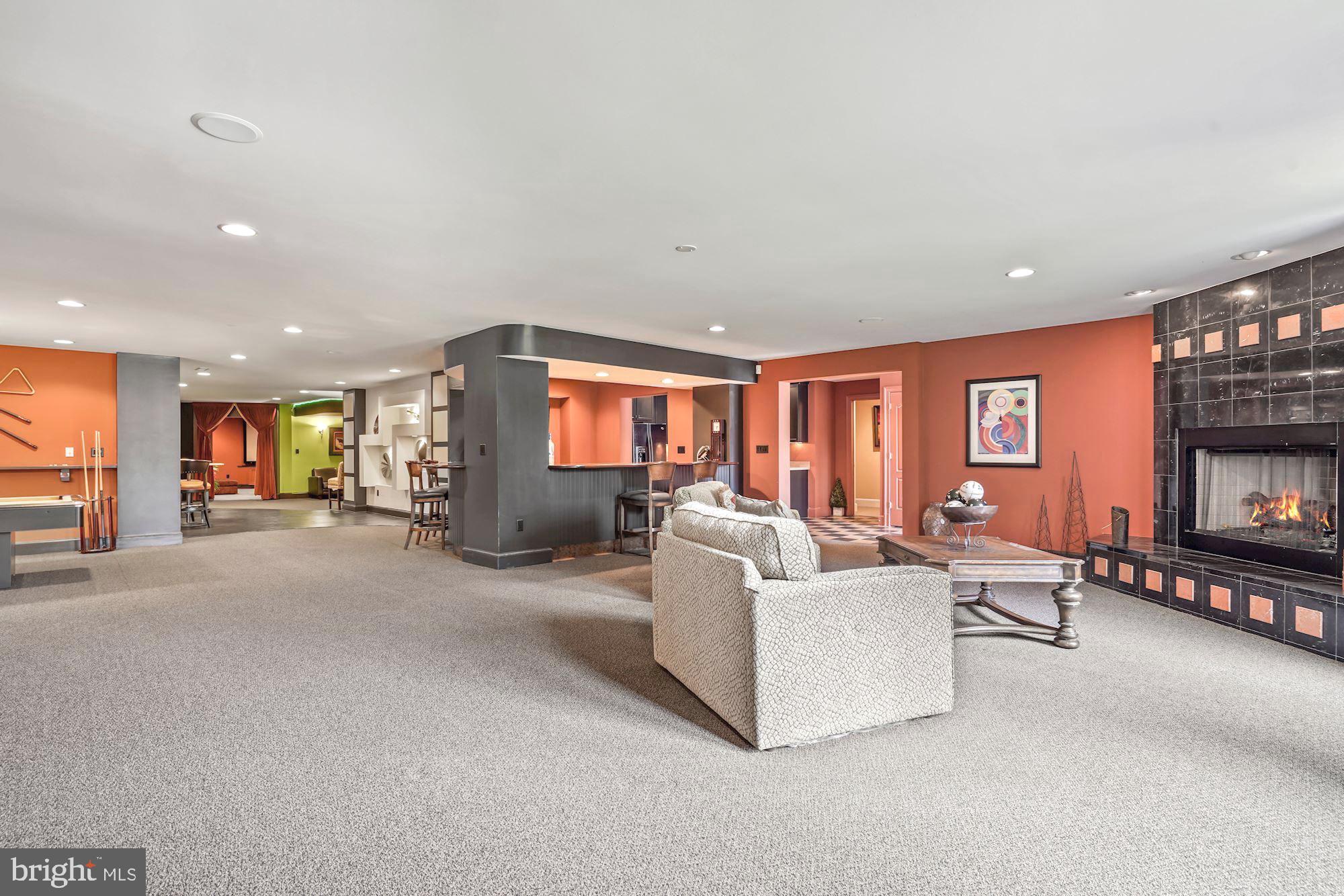 SADDLE RIDGE - Residential