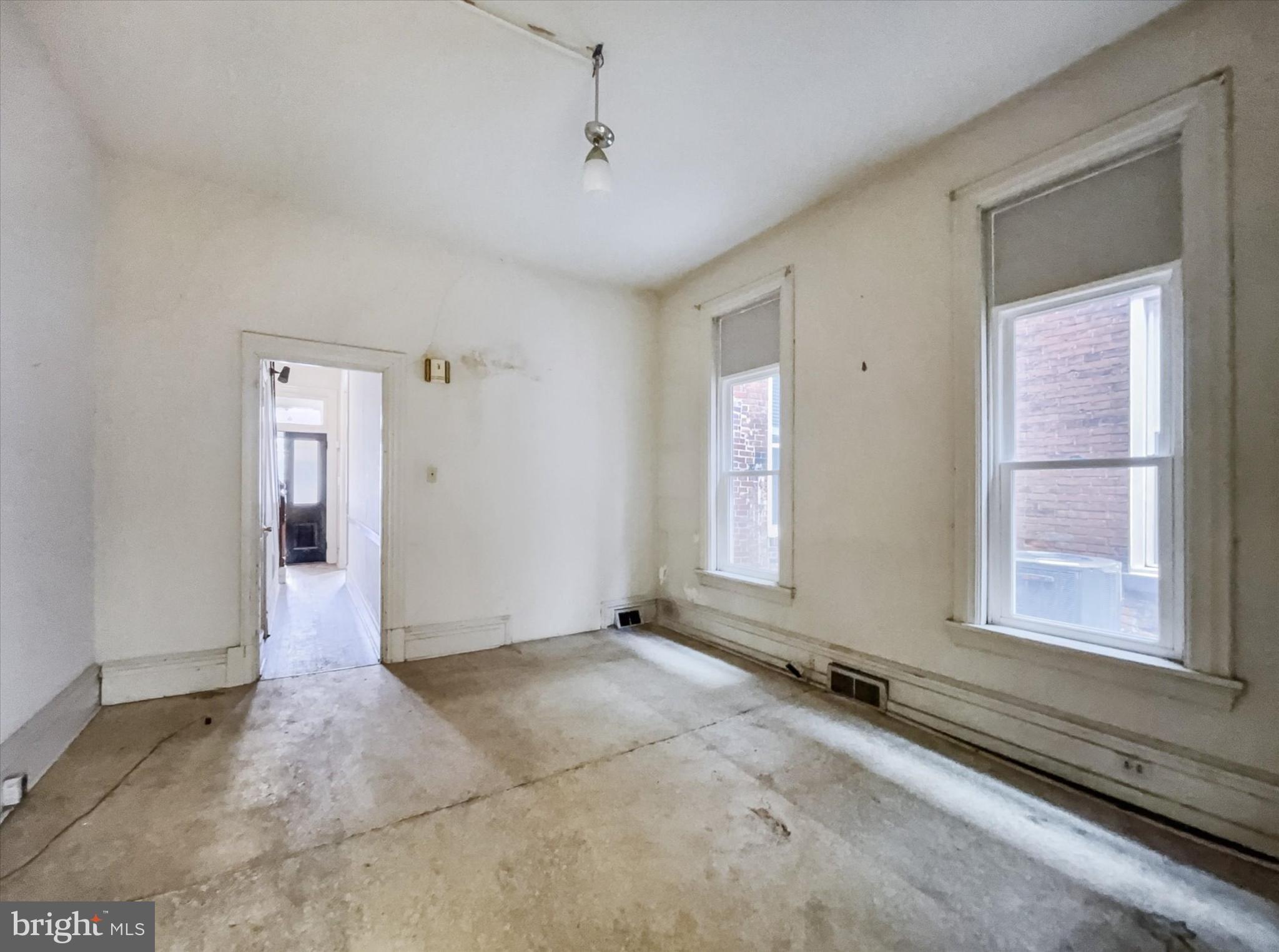 HARRISBURG CITY - Residential