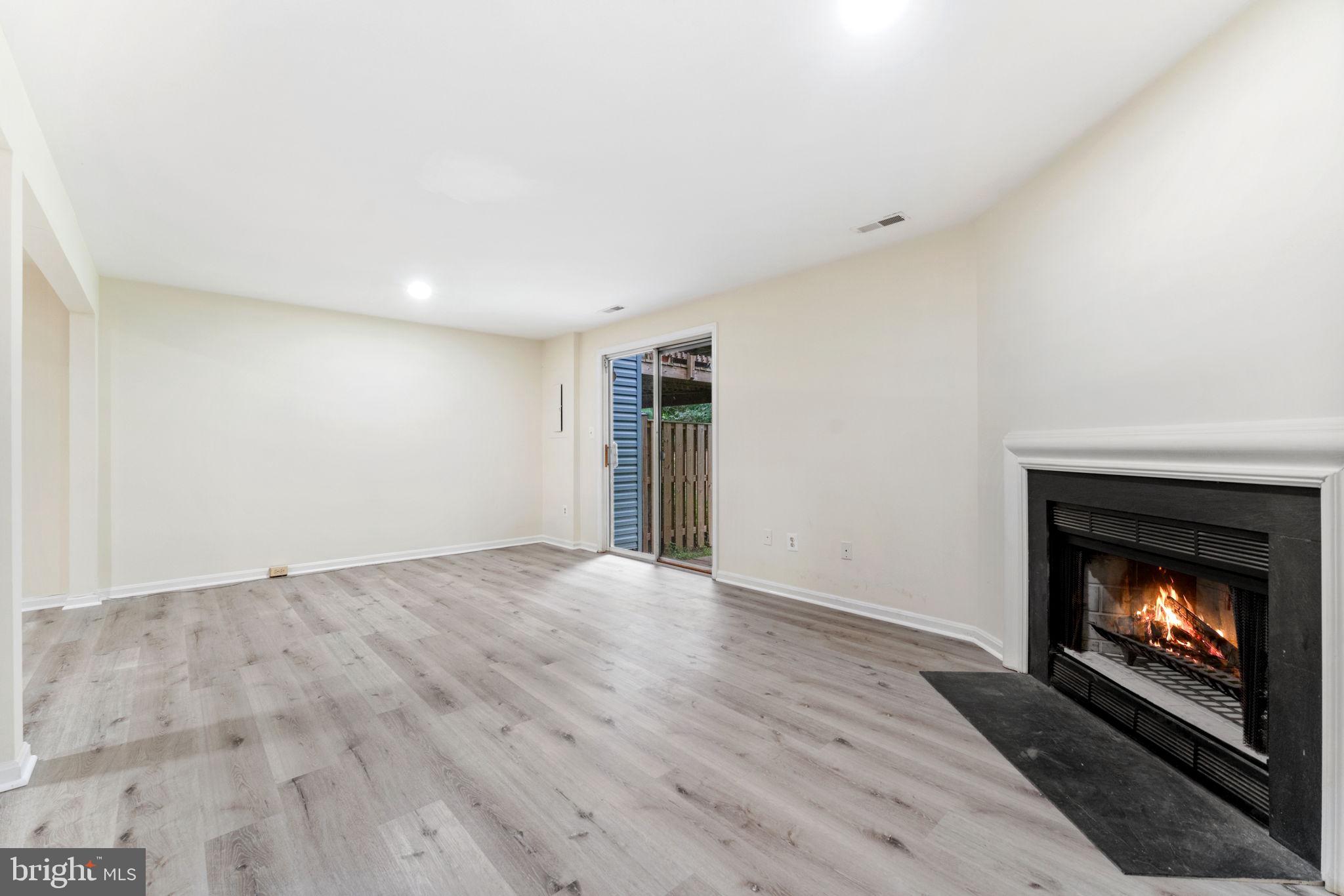 SINGLETONS GROVE - Residential