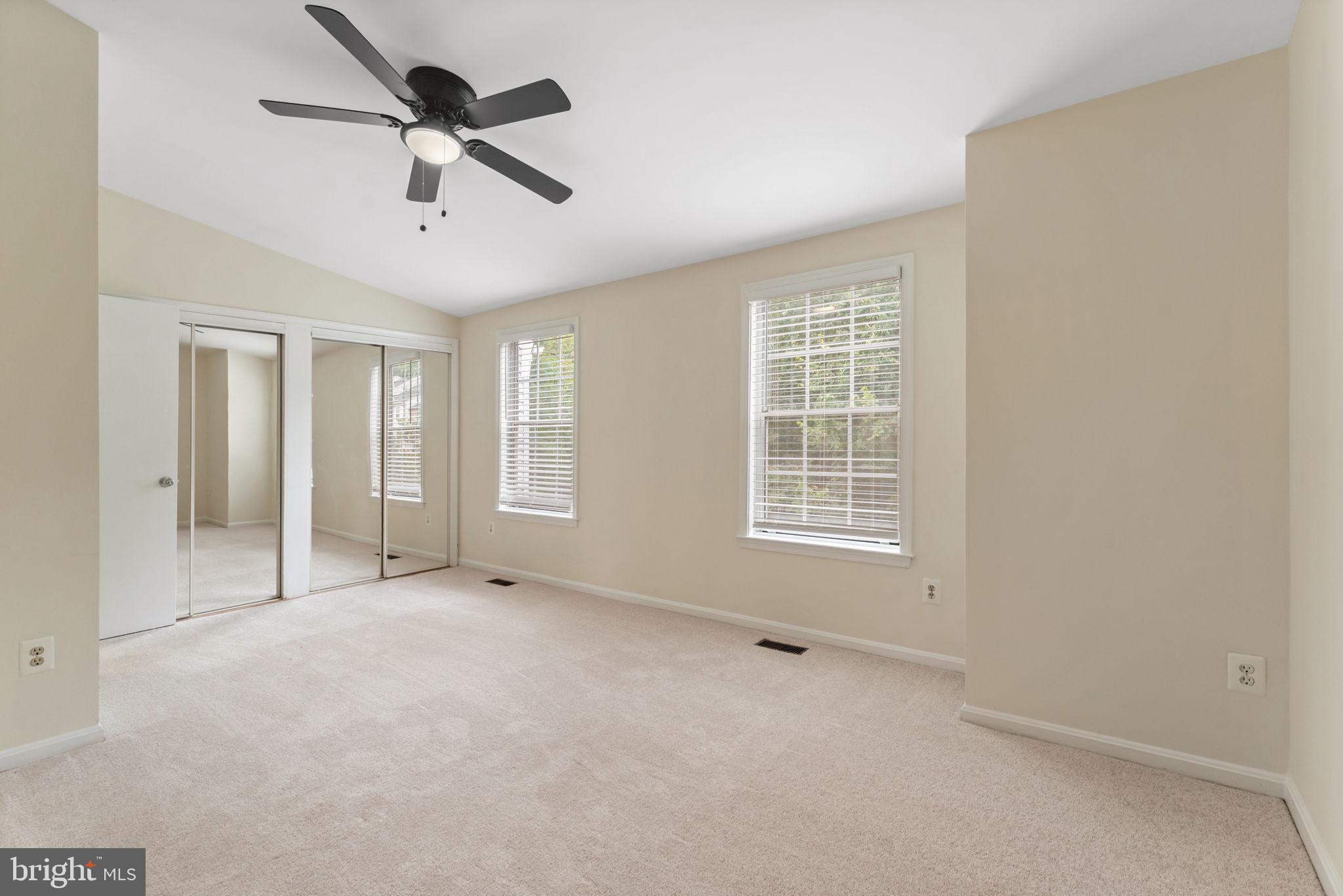 SINGLETONS GROVE - Residential