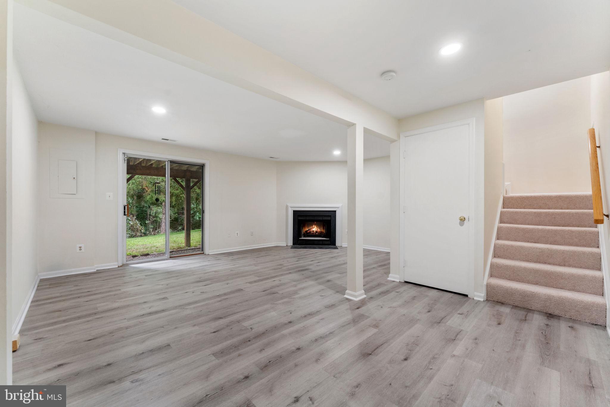 SINGLETONS GROVE - Residential