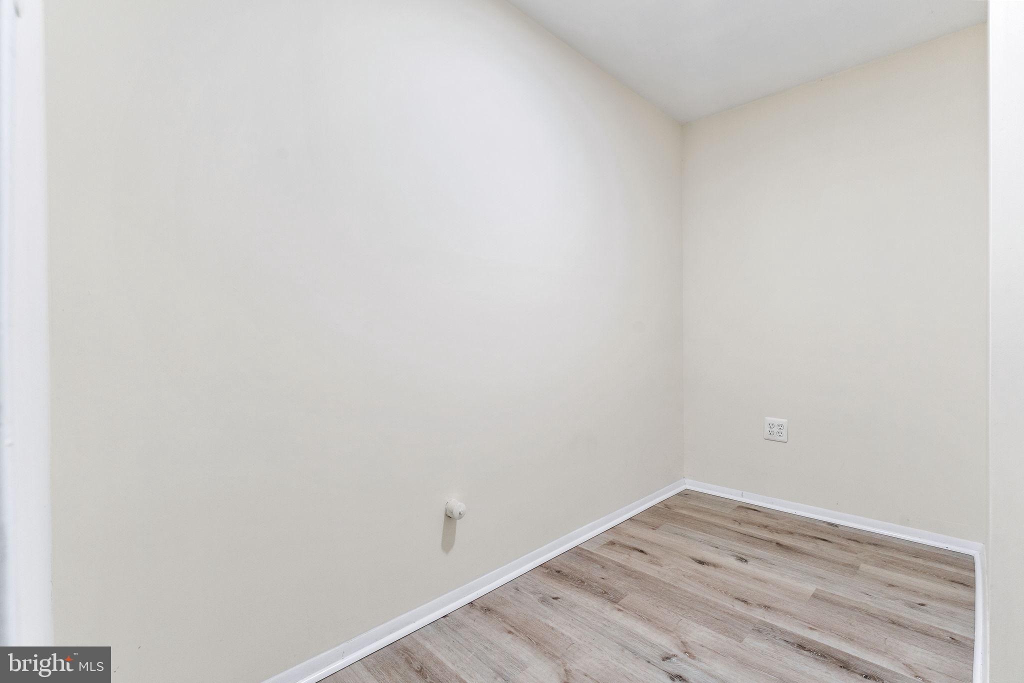 SINGLETONS GROVE - Residential