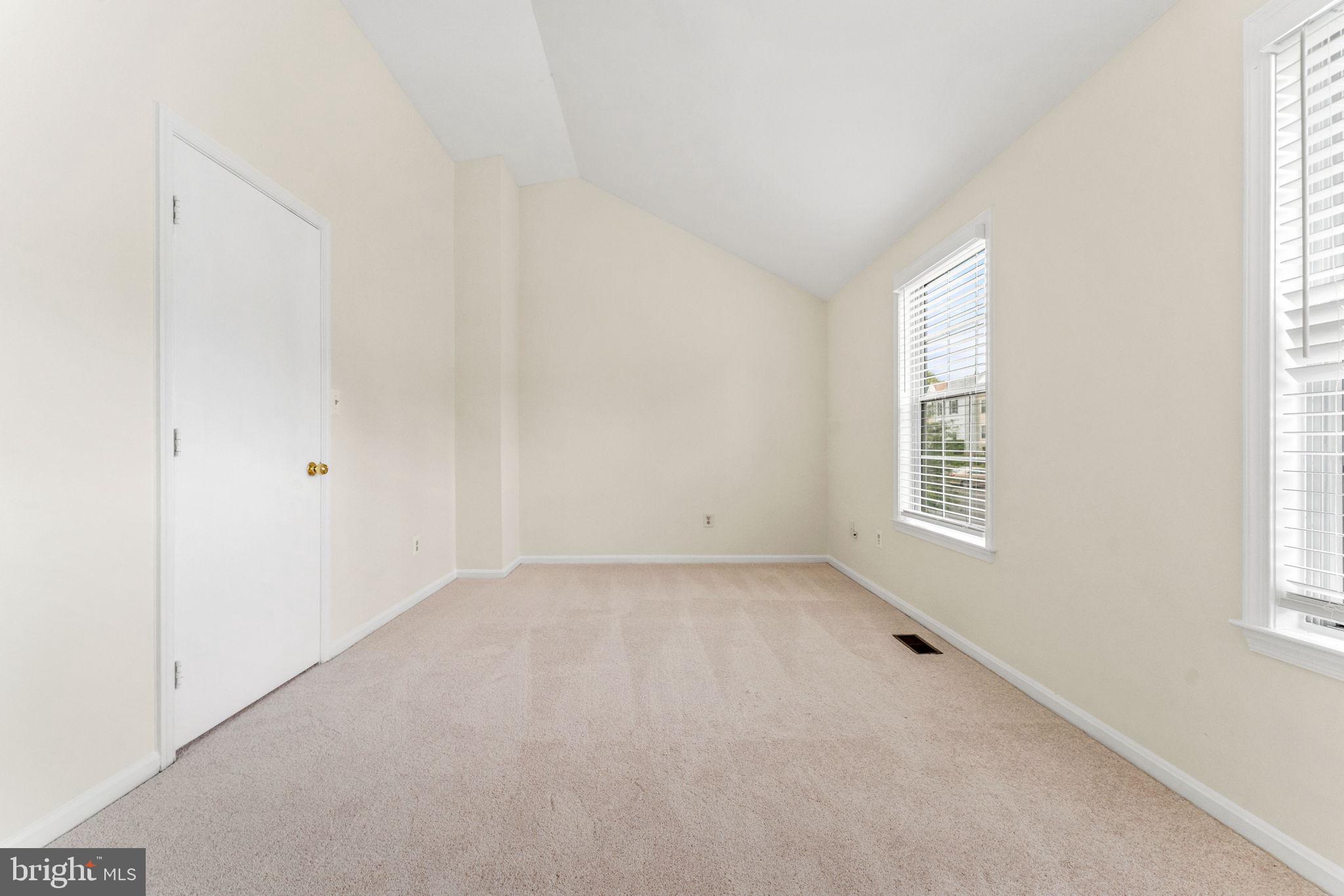 SINGLETONS GROVE - Residential