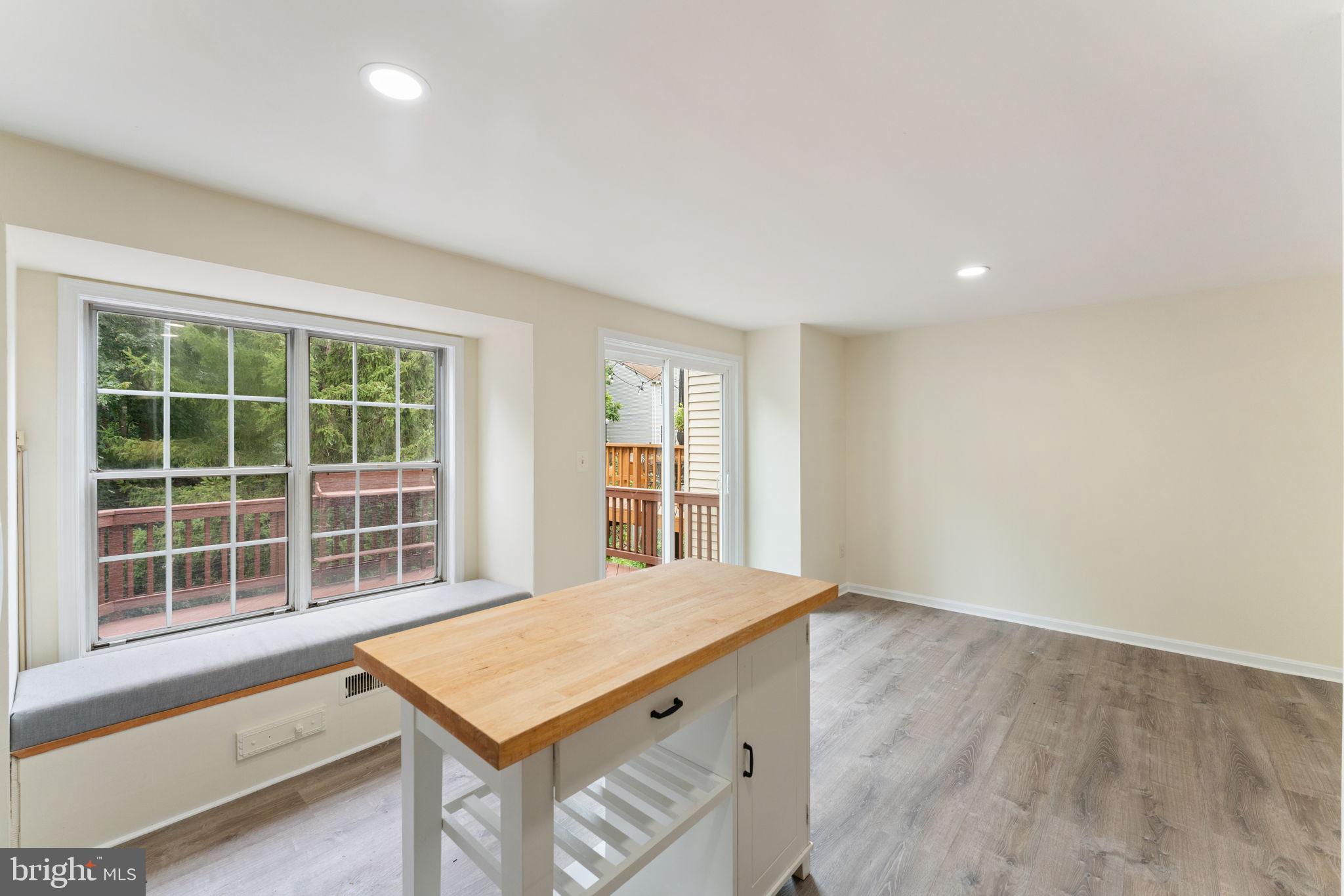 SINGLETONS GROVE - Residential