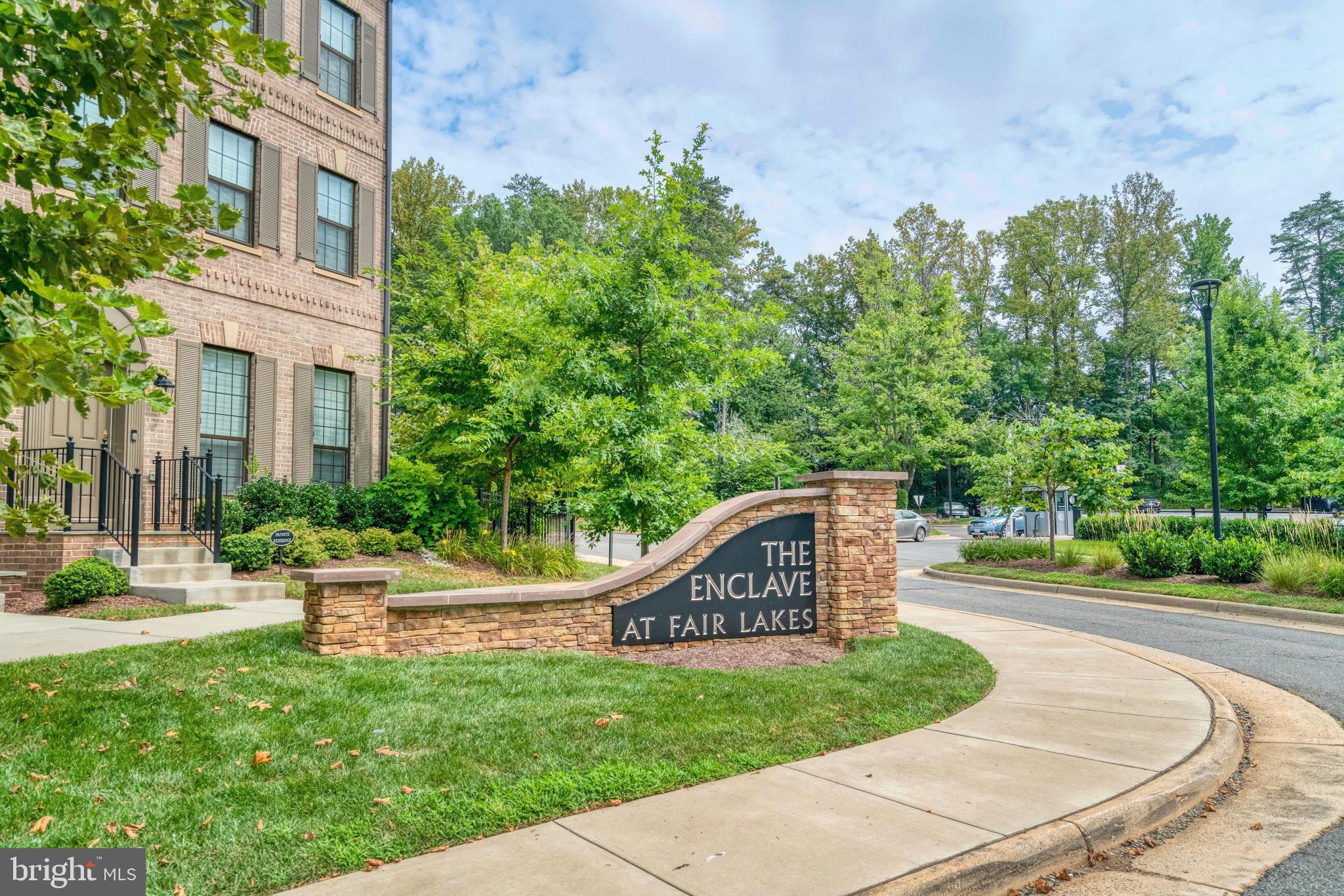 4420 FAIR LAKES COURT