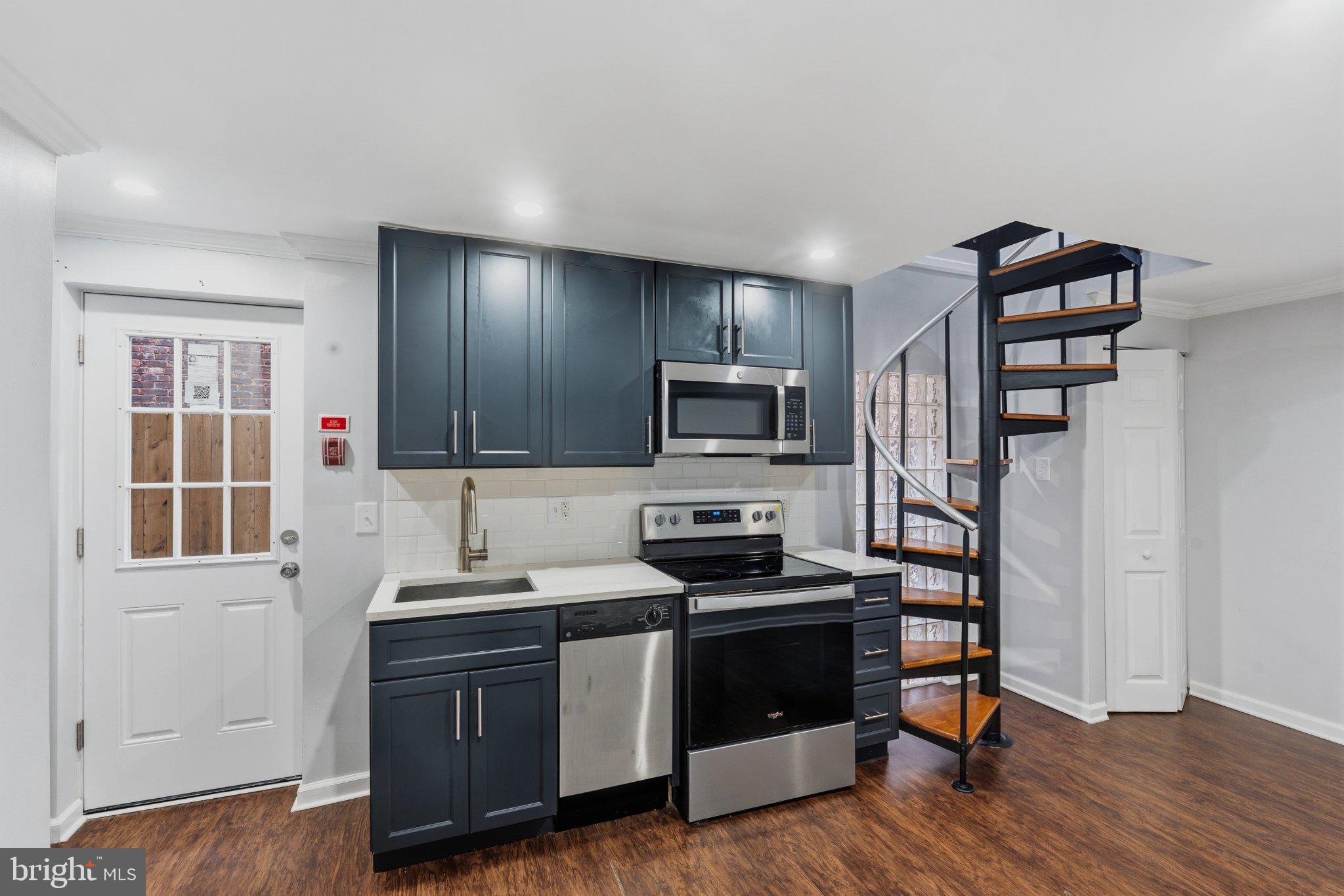 335 S 12TH STREET 1B