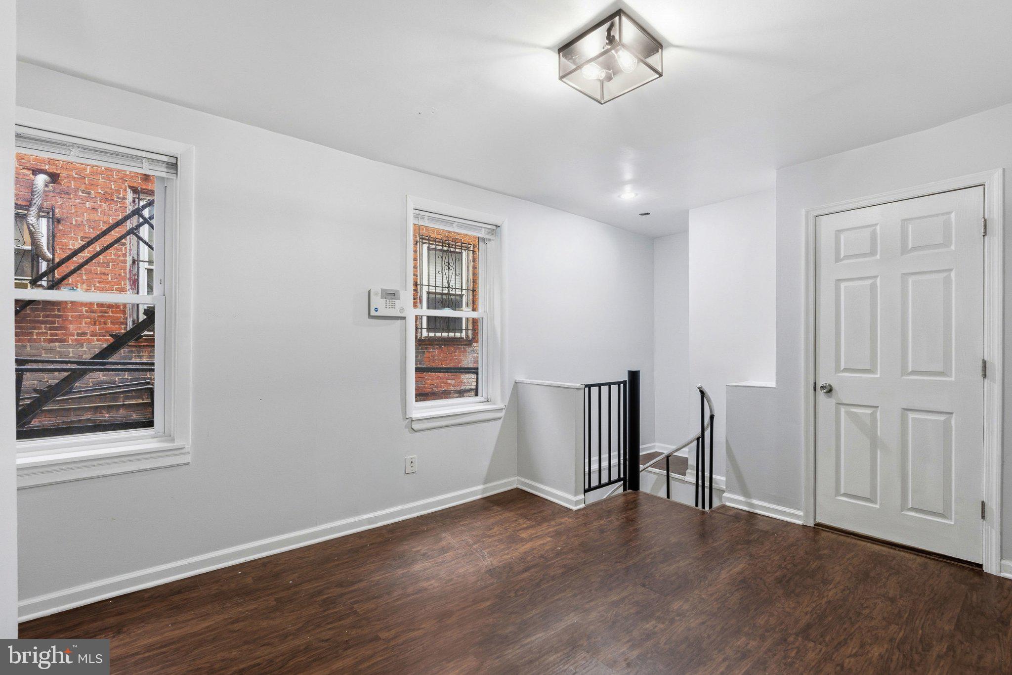 WASHINGTON SQ WEST - Residential