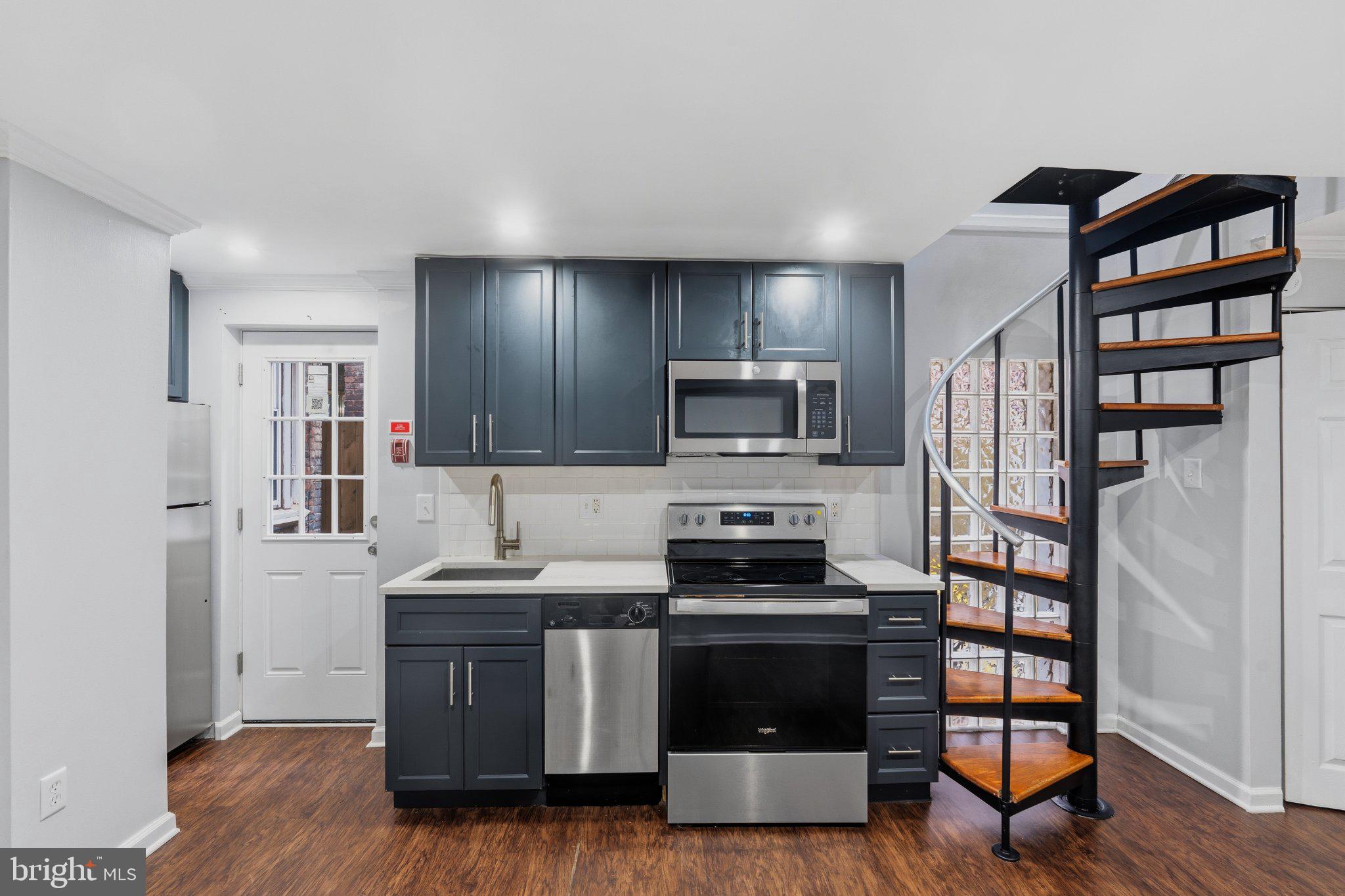 335 S 12TH STREET 1B