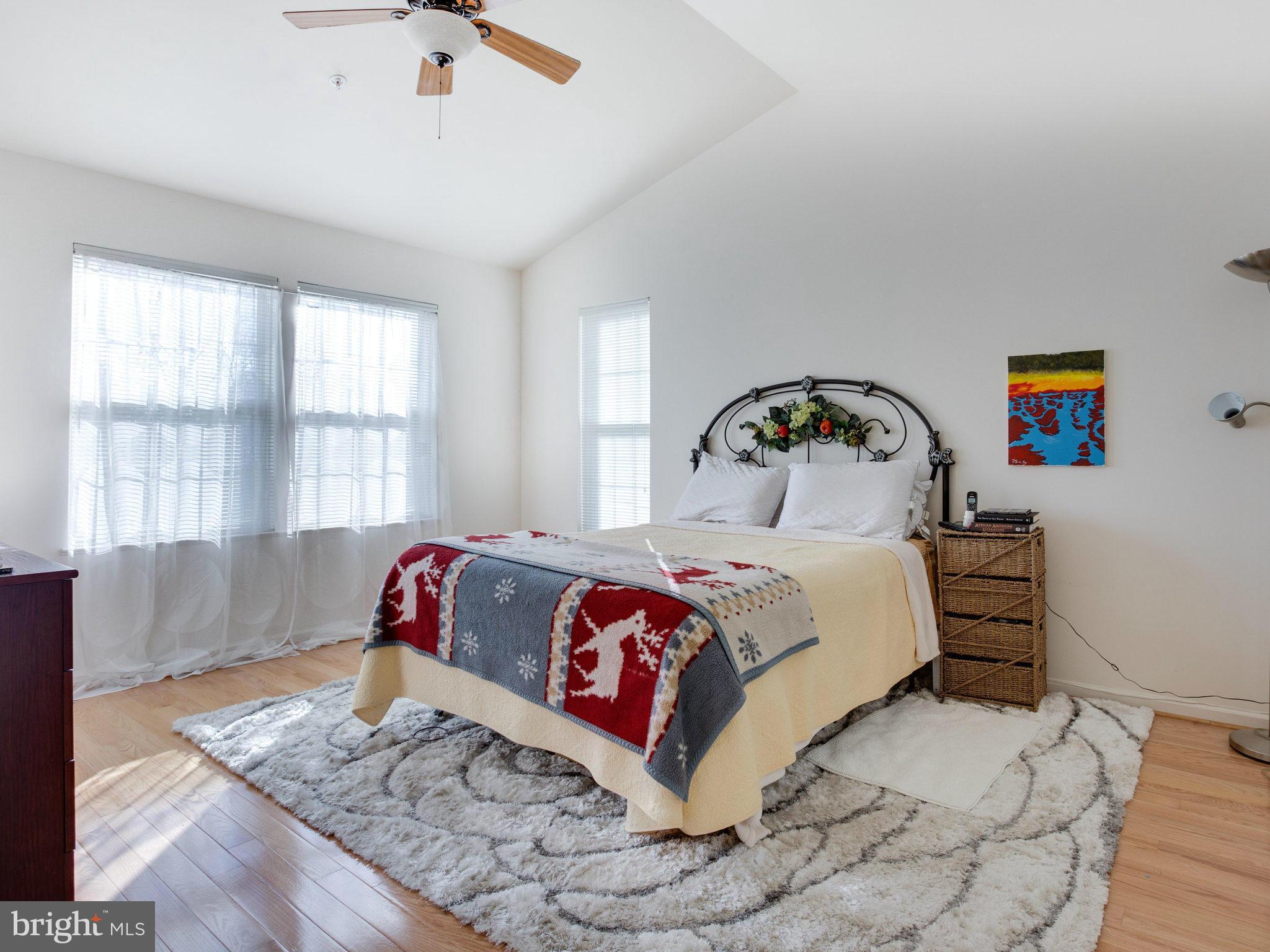 SUMMIT CREEK - Residential