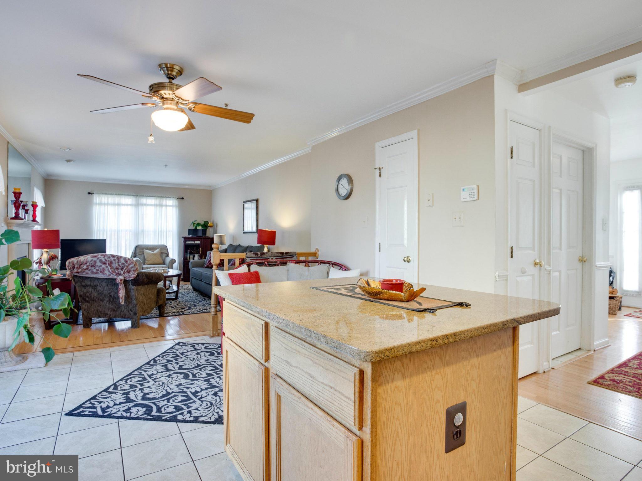 SUMMIT CREEK - Residential