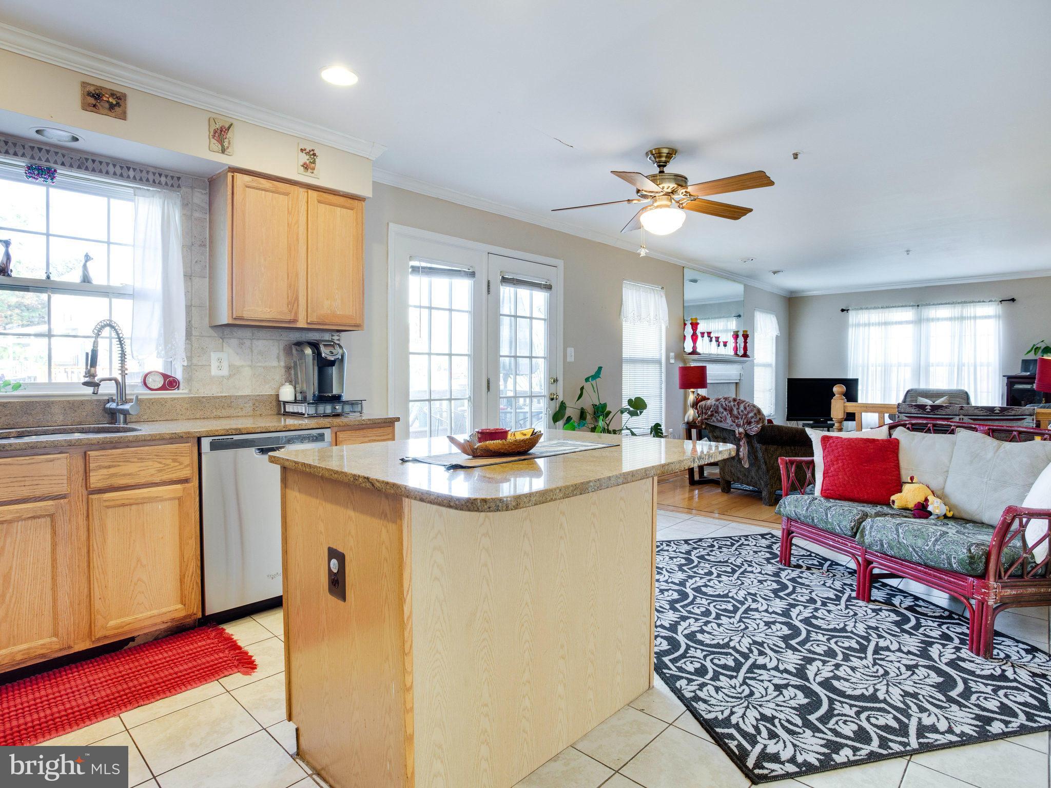 SUMMIT CREEK - Residential