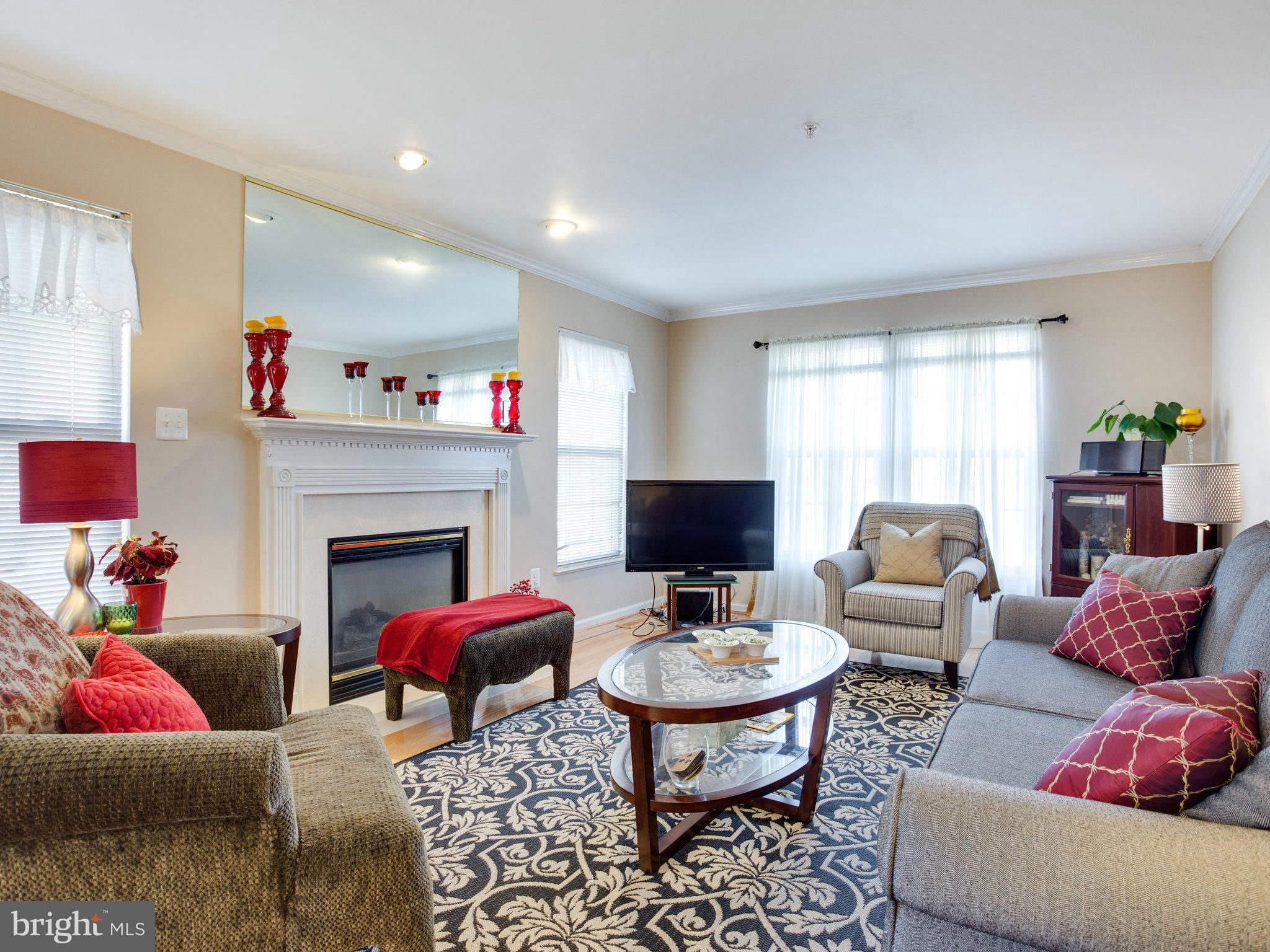 SUMMIT CREEK - Residential