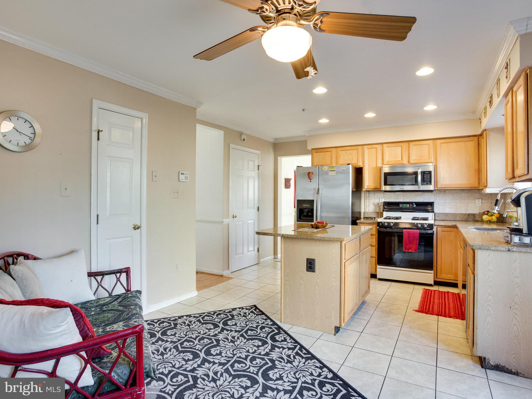 SUMMIT CREEK - Residential