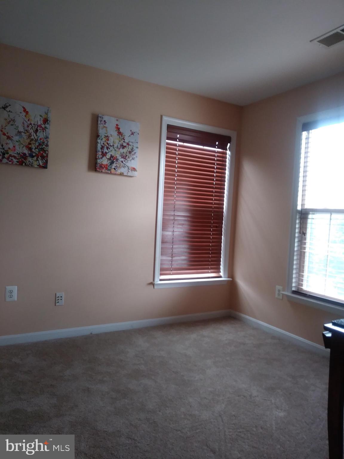 COURTS OF LAUREL CREST - Residential Lease