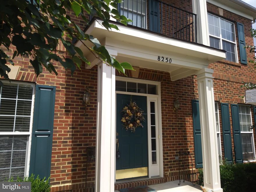 Beautiful S/F House Rental In Lorton . A Must See! Luxury at it's Best! Won't Last Long. Pets welcome Case By Case w/ deposit. First showing at Open House. All other showings must be arranged by your agent.