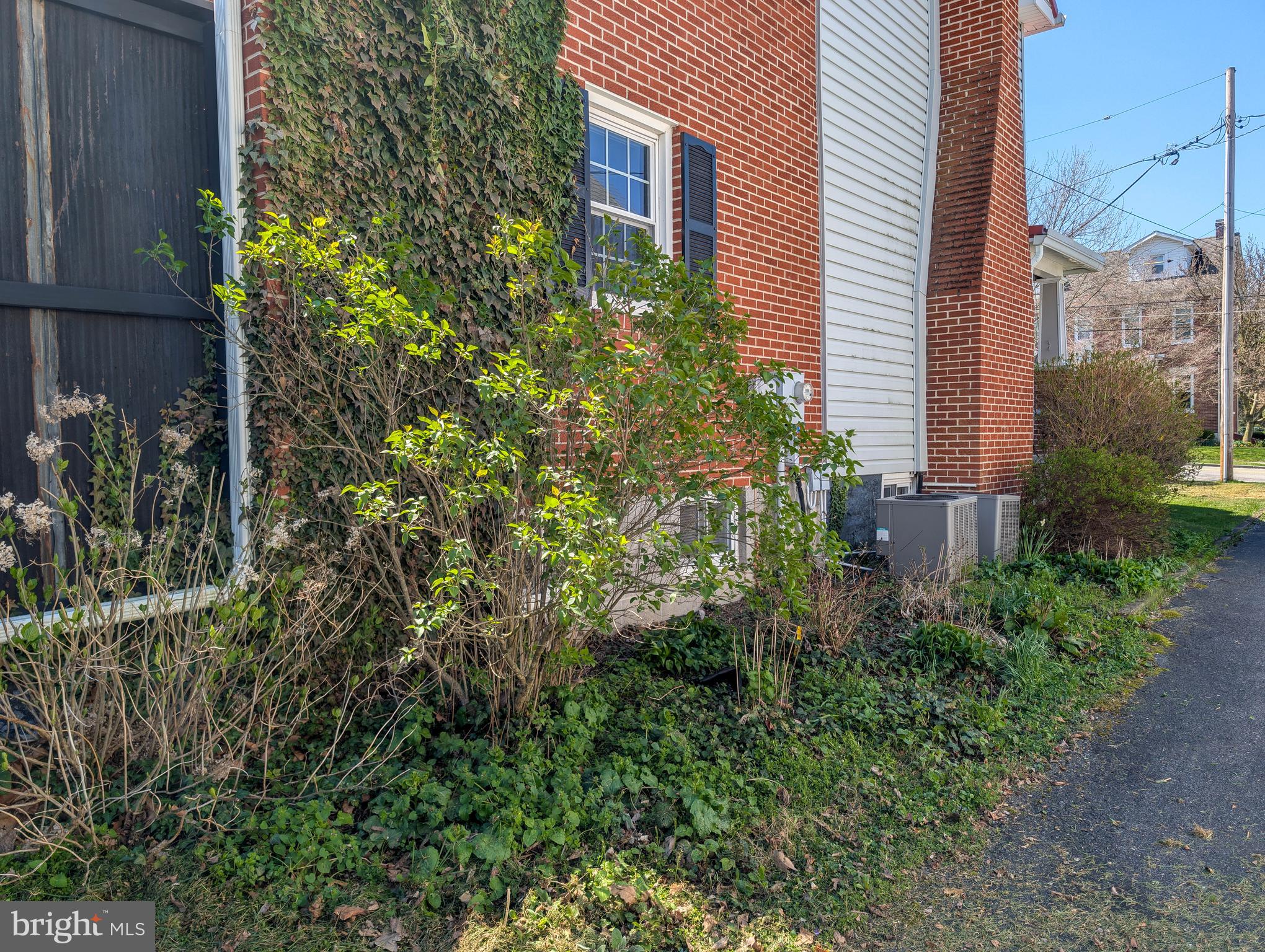 BEDFORD - Residential