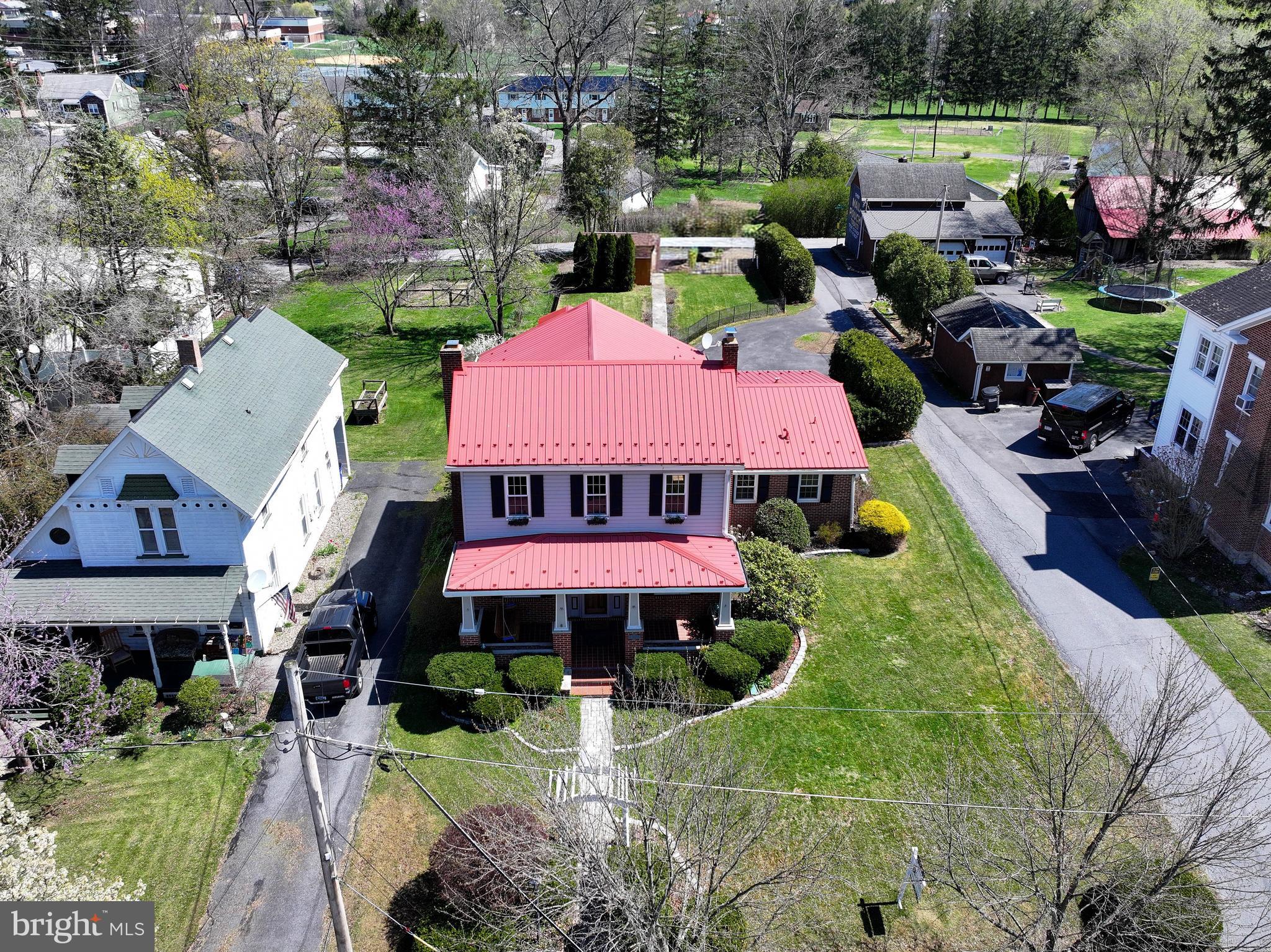 BEDFORD - Residential