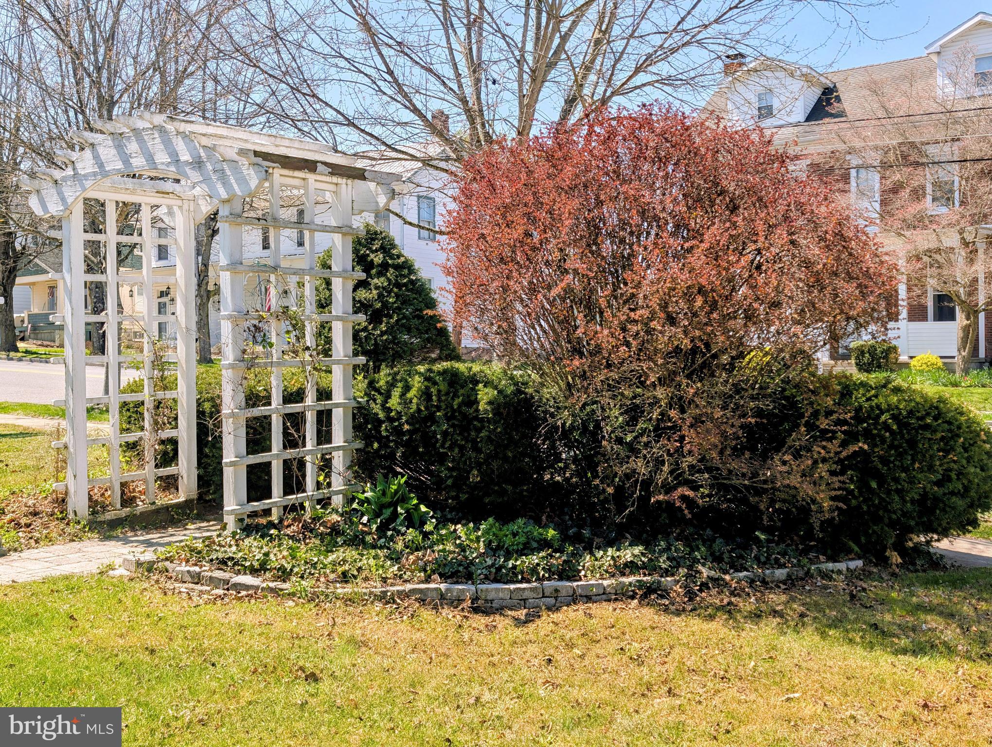 BEDFORD - Residential