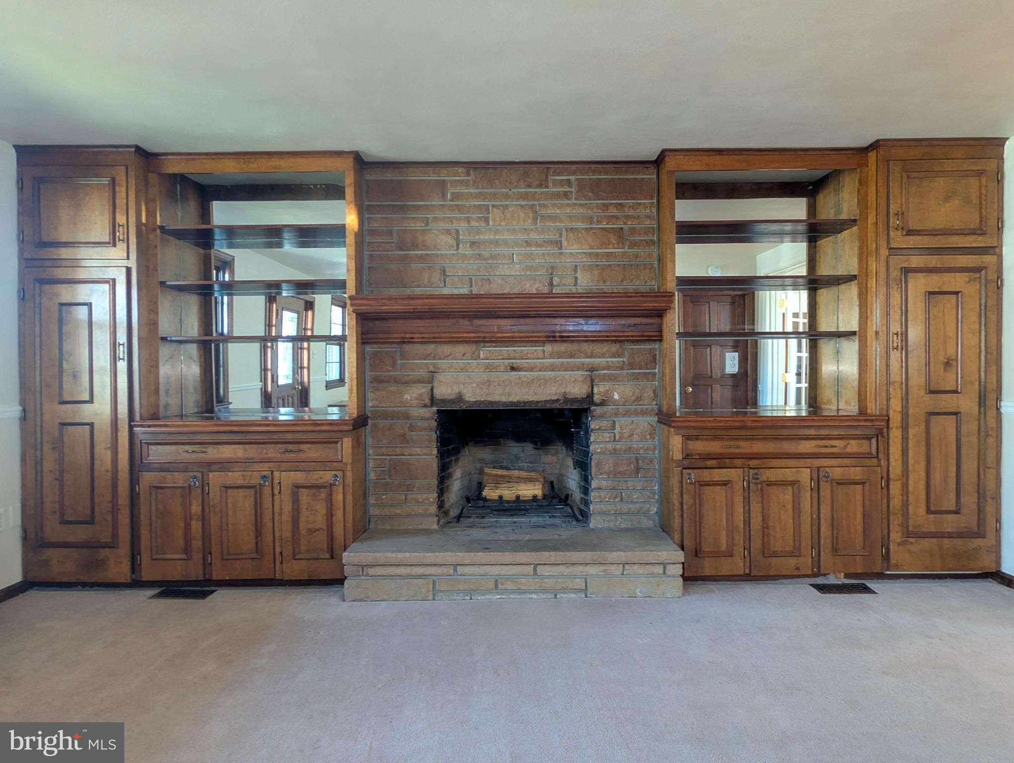 BEDFORD - Residential