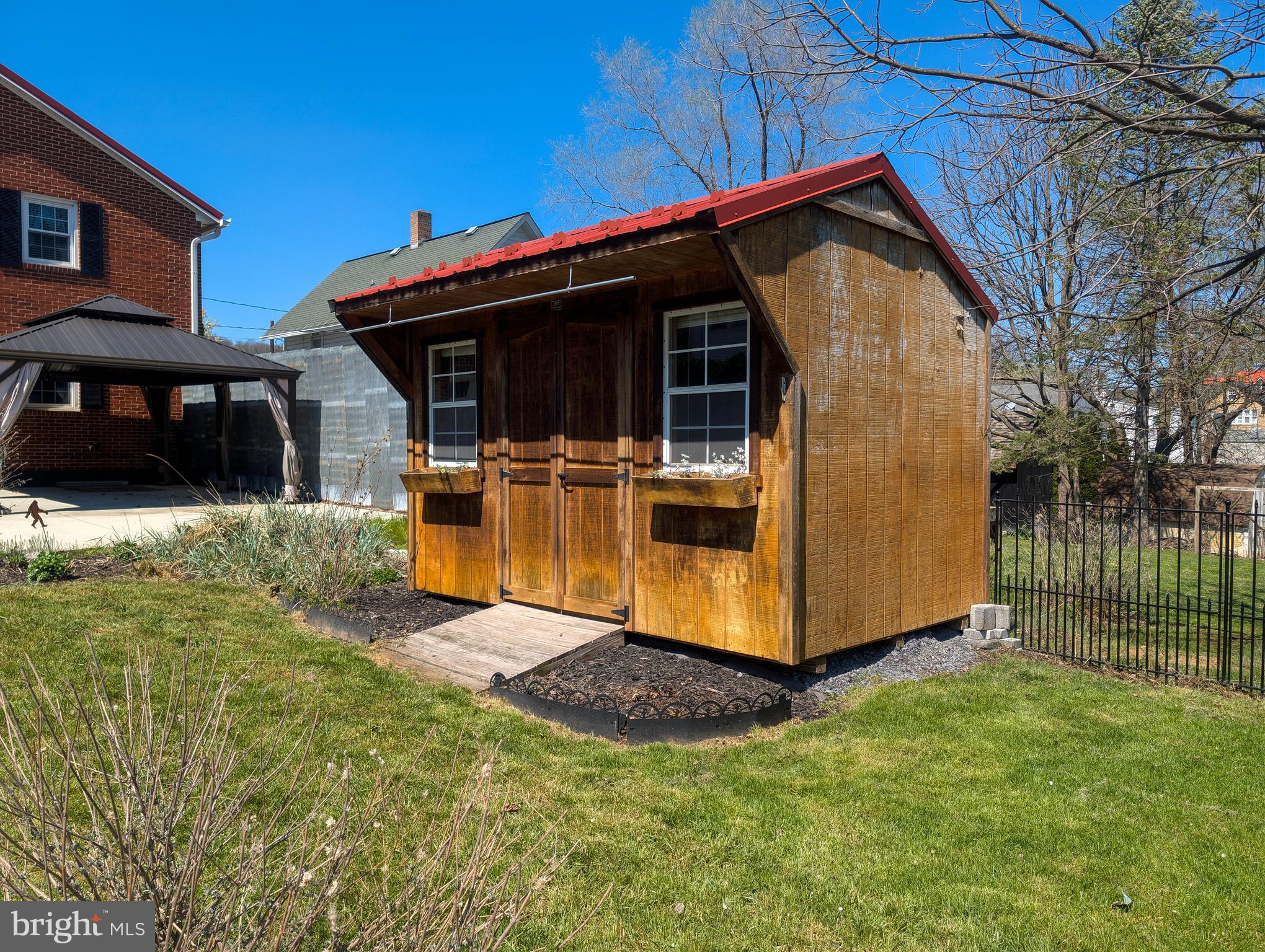 BEDFORD - Residential